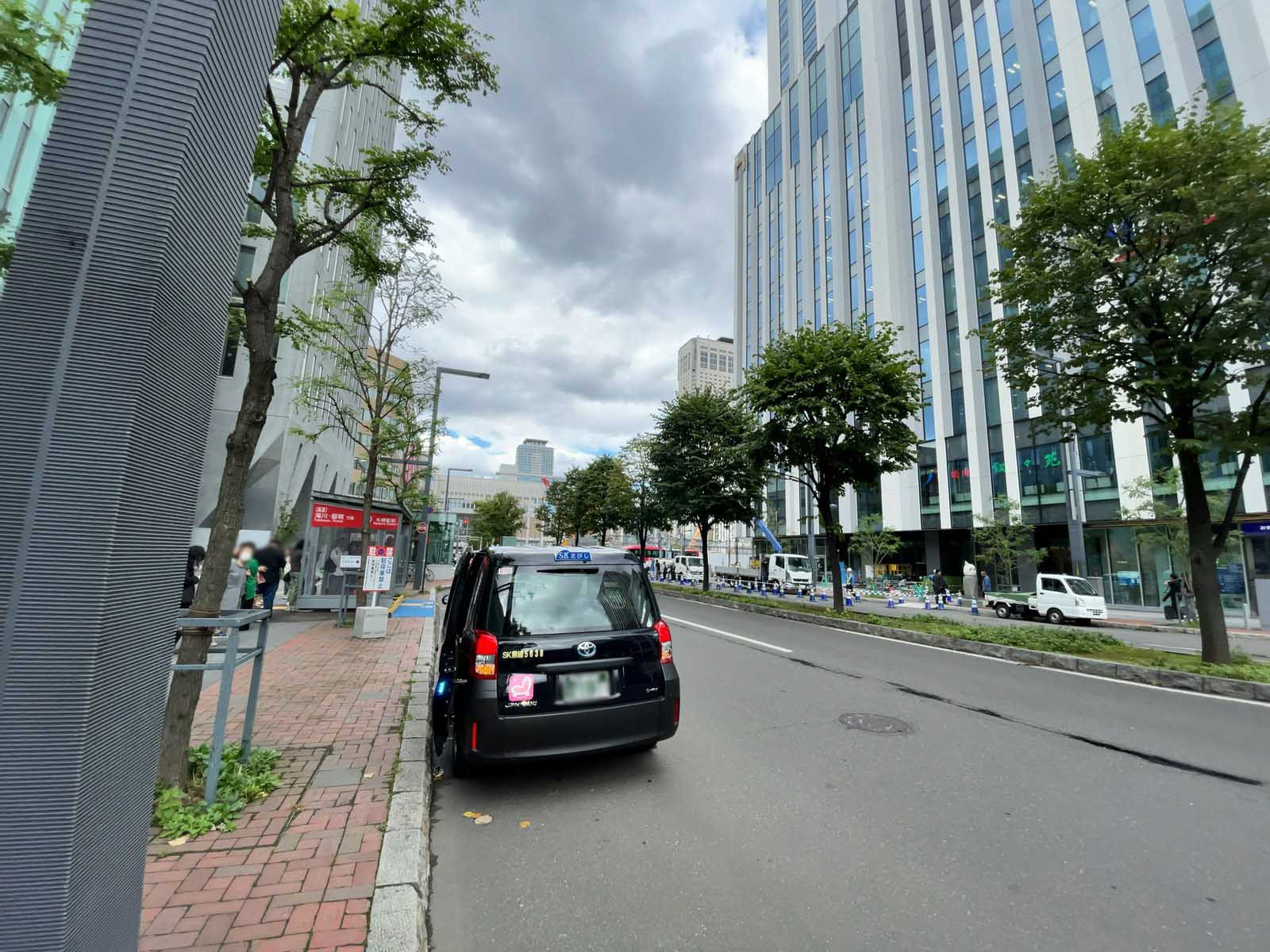 日本生命札幌ビル前面の通り