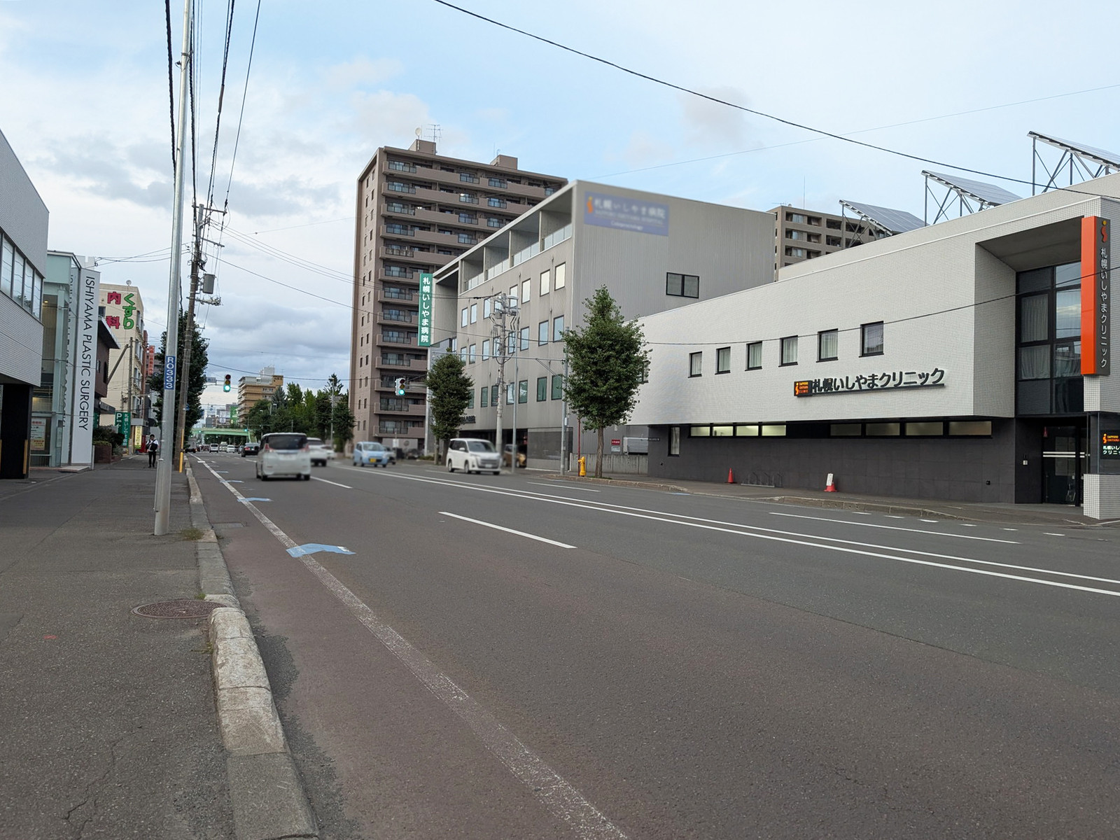 M-SQUARE前面の通り