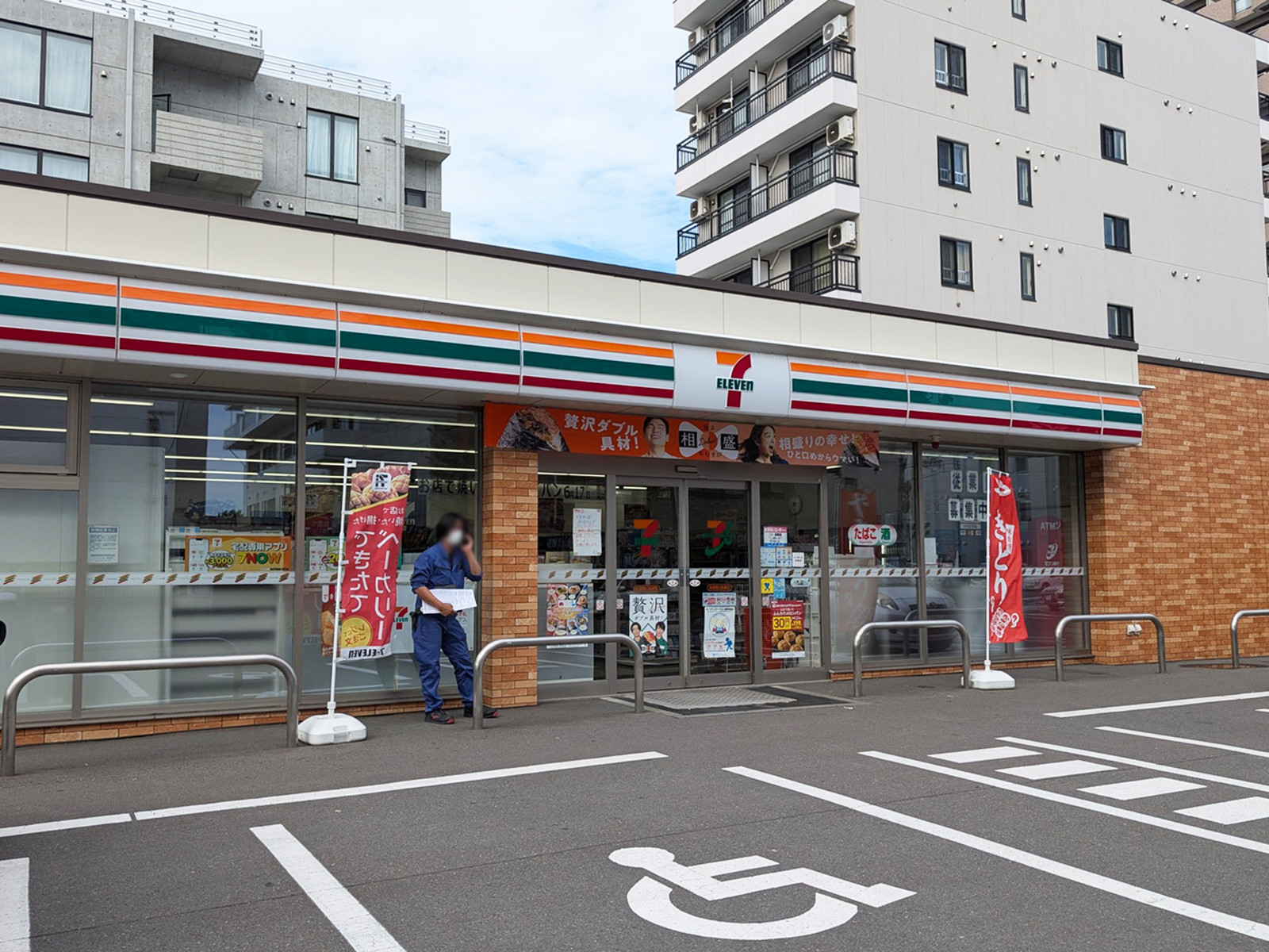 徒歩1分のセブン-イレブン 札幌南5条東店