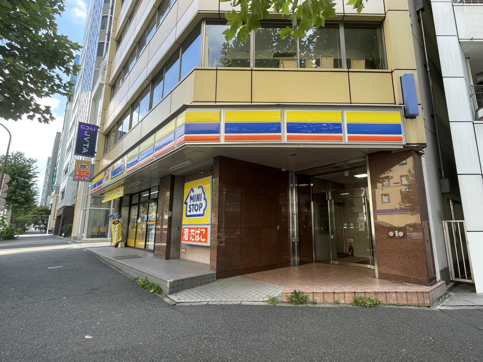 隣のミニストップ 日本橋本石町店