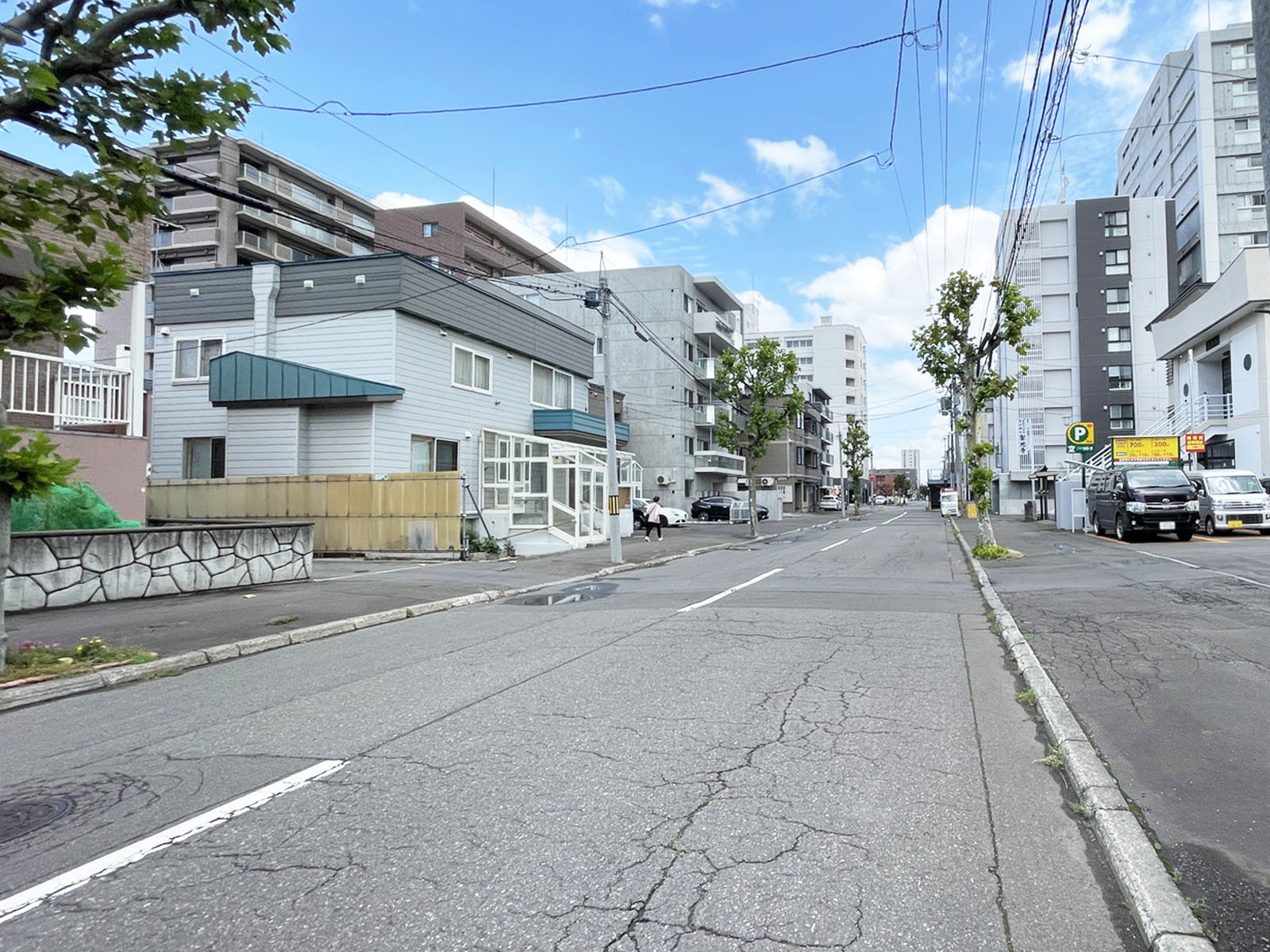 エス・エスビル前面の通り