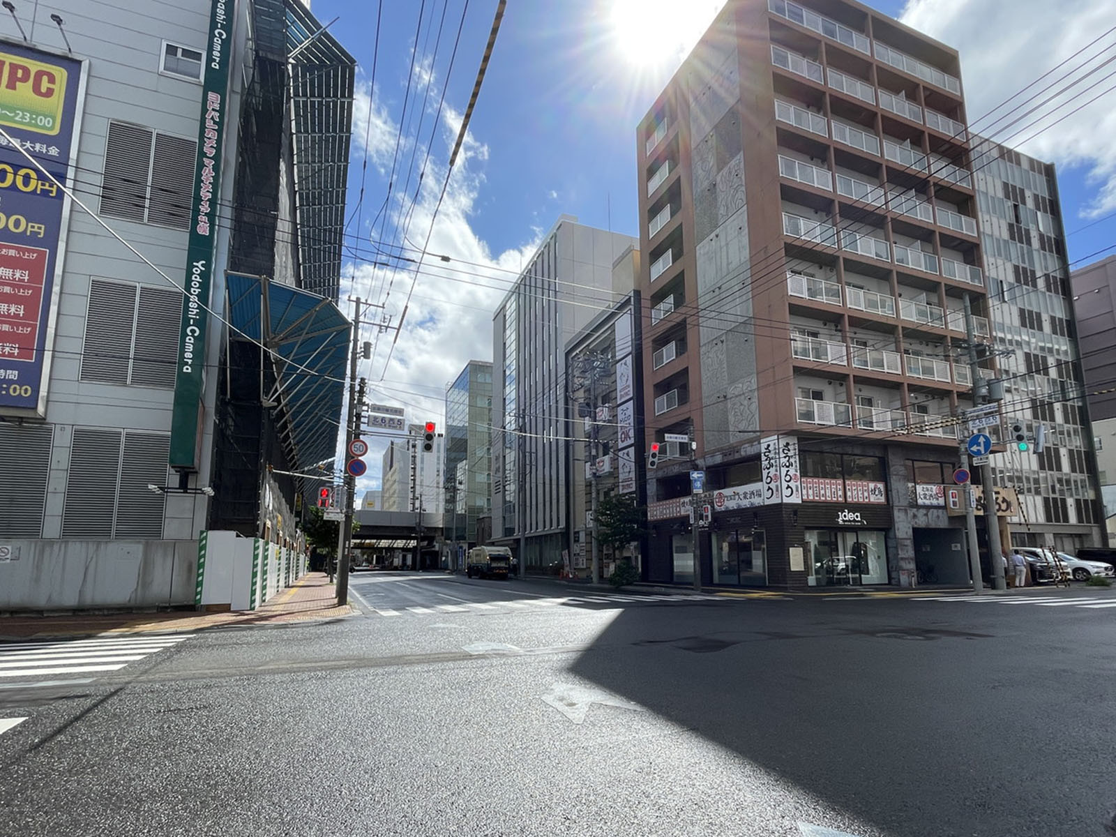 第27ビッグ札幌北スカイビル前面の通り
