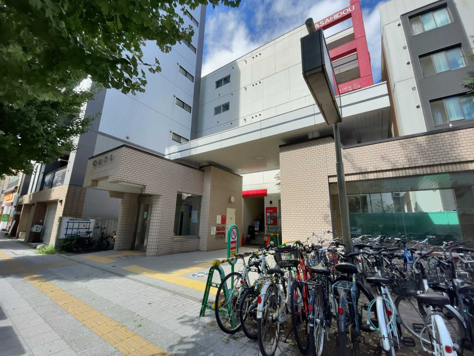 徒歩圏内の「西18丁目駅」