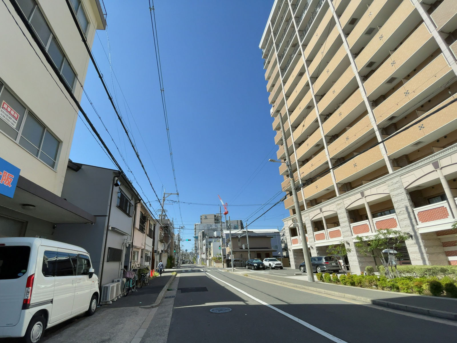 中川ビル前面の通り