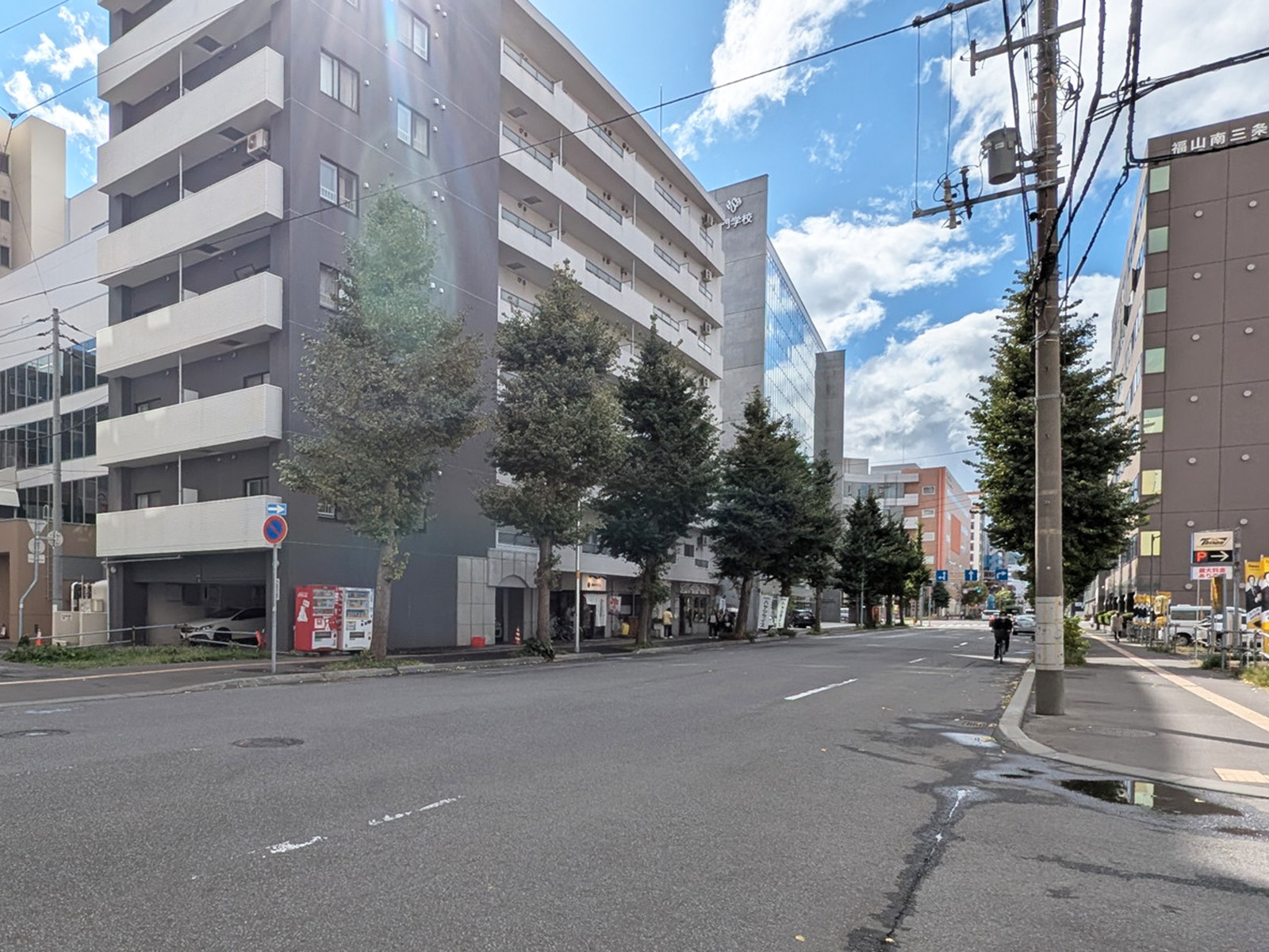 福山南三条ビル前面の通り