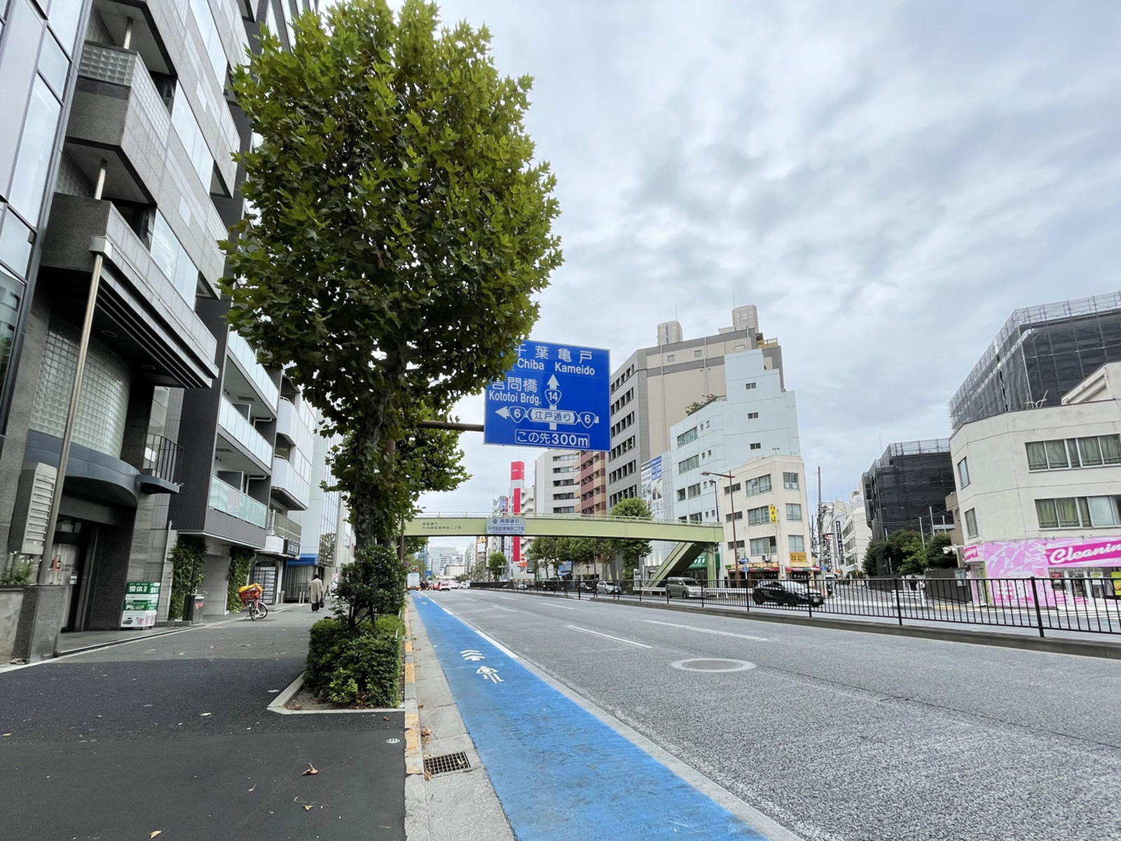 WORKING FORT 東神田前面の靖国通り