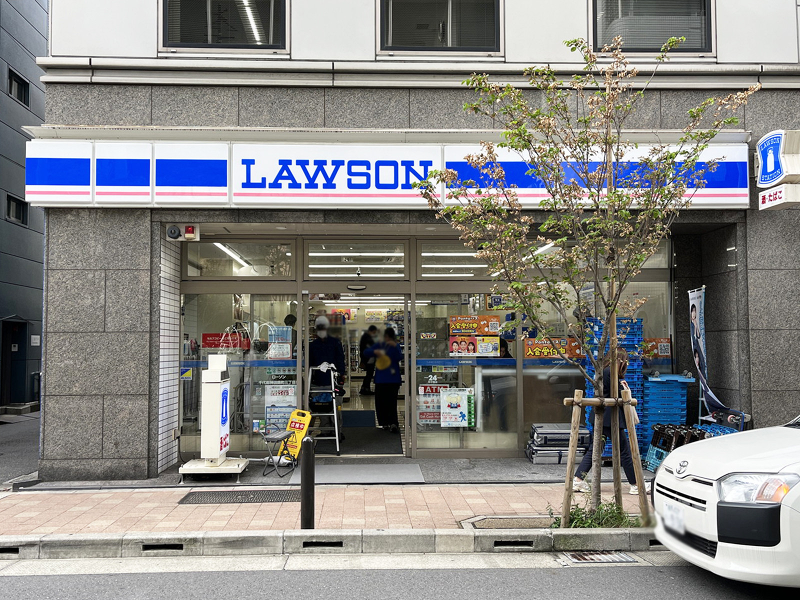 近くのローソン 千代田神田錦町3丁目店