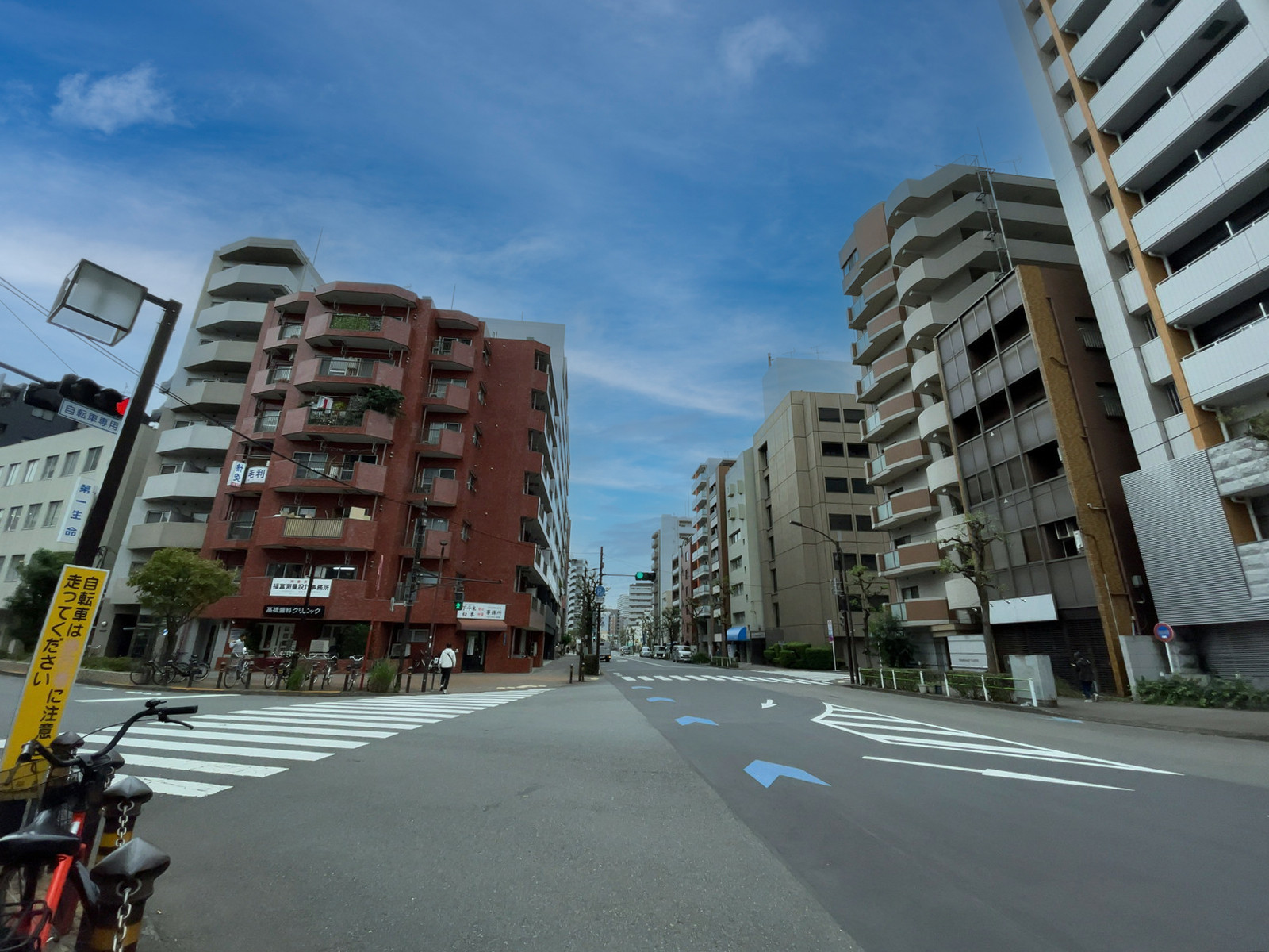 近くのグリンベルト通り