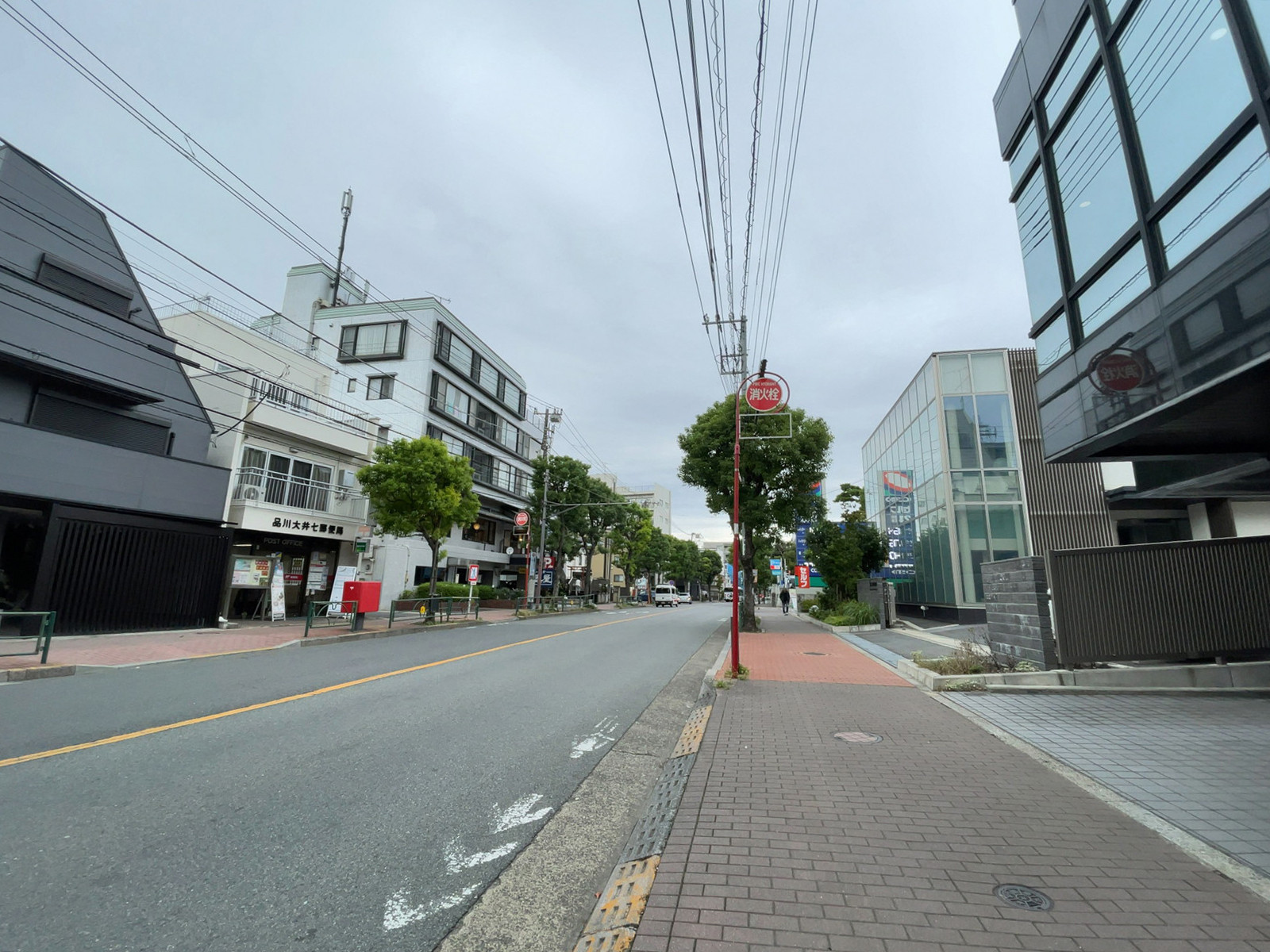 大森事務所ビル前面の通り