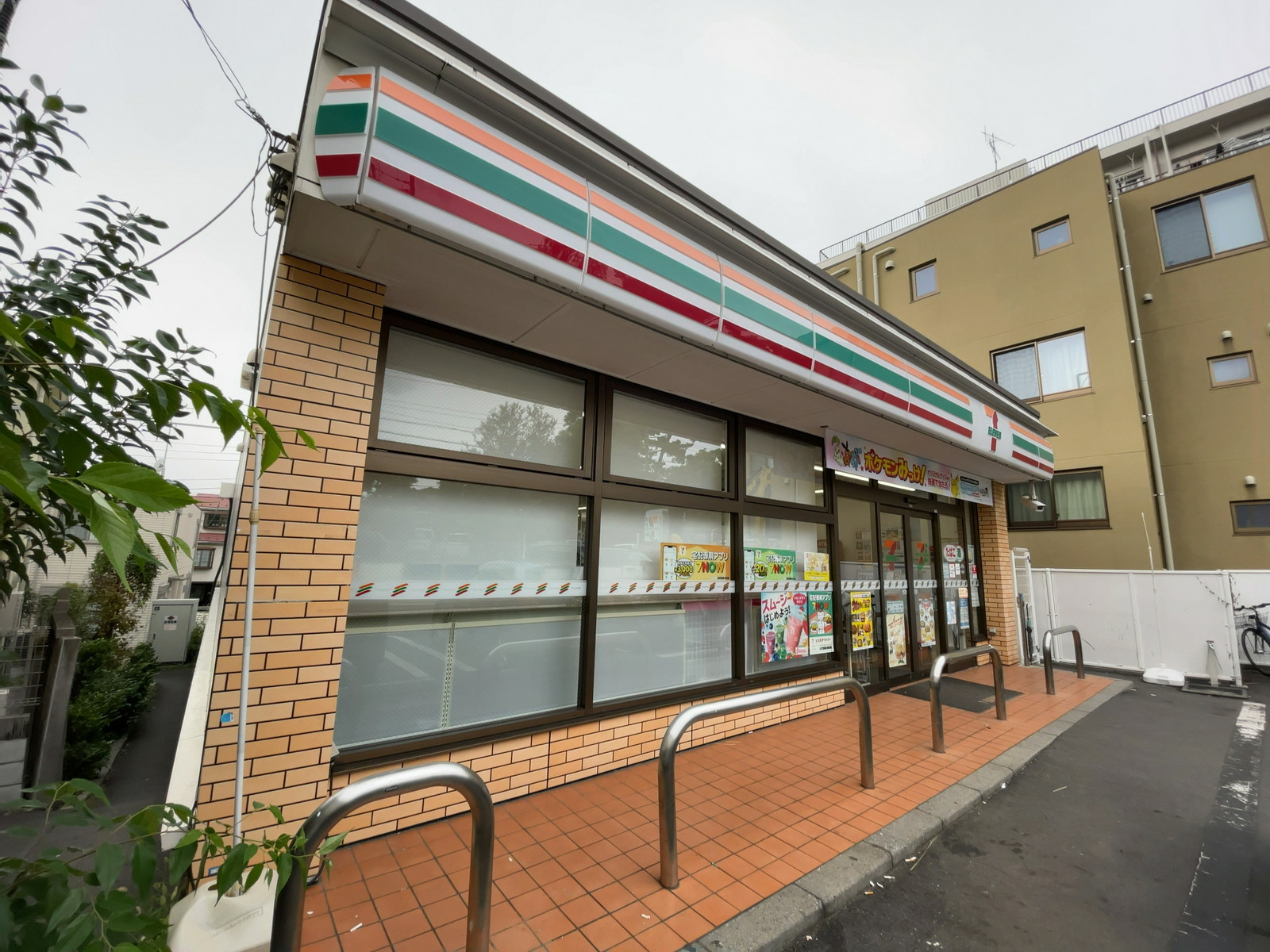 徒歩1分のセブン-イレブン 品川大井7丁目店