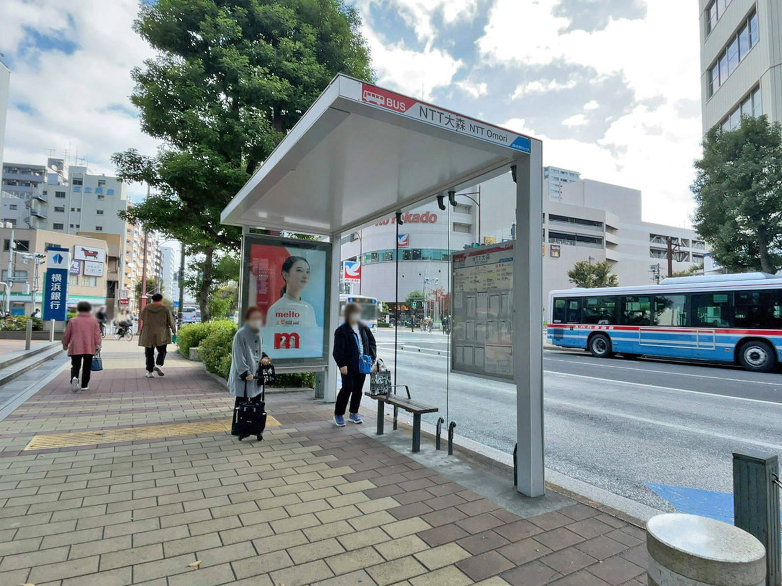 ビル前のバス停「NTT大森」