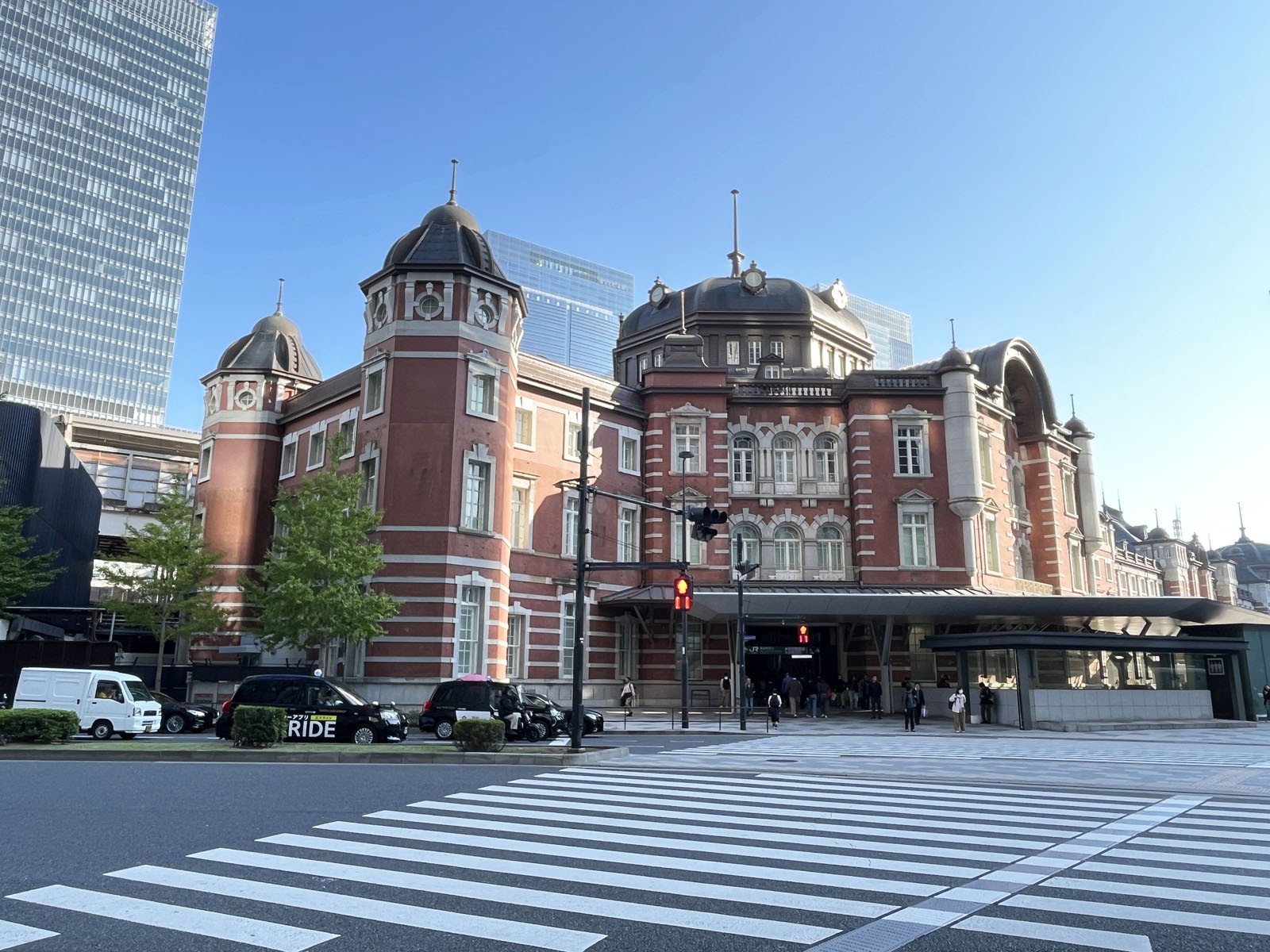 最寄りの「東京駅」