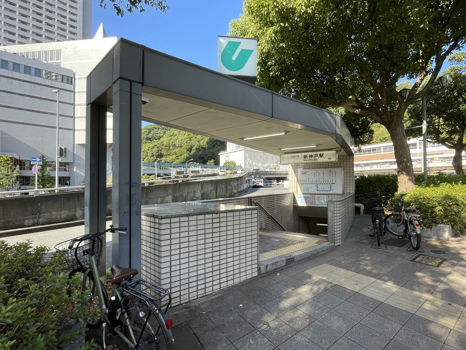最寄りの「新神戸駅」