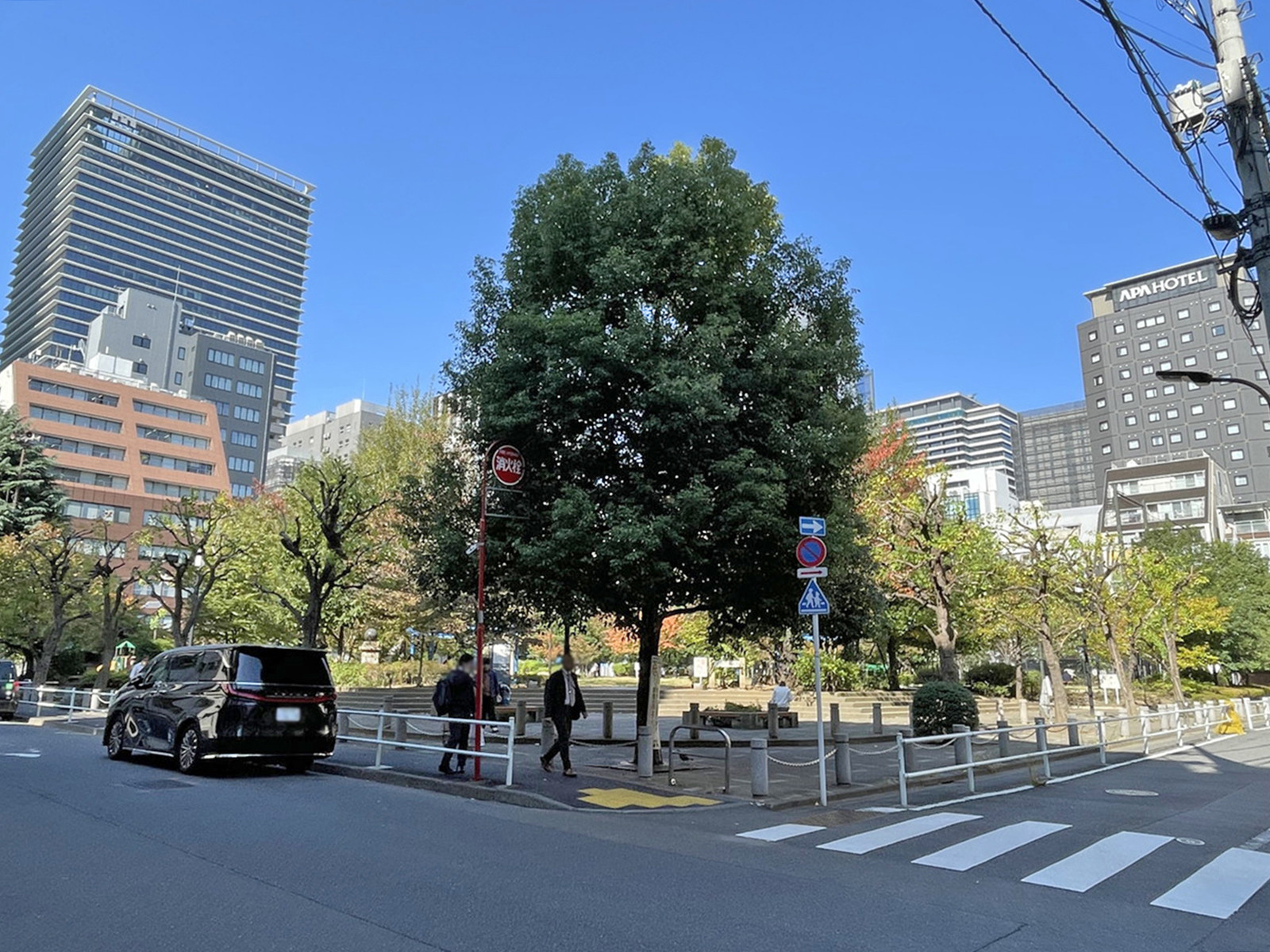 向かいの南桜公園