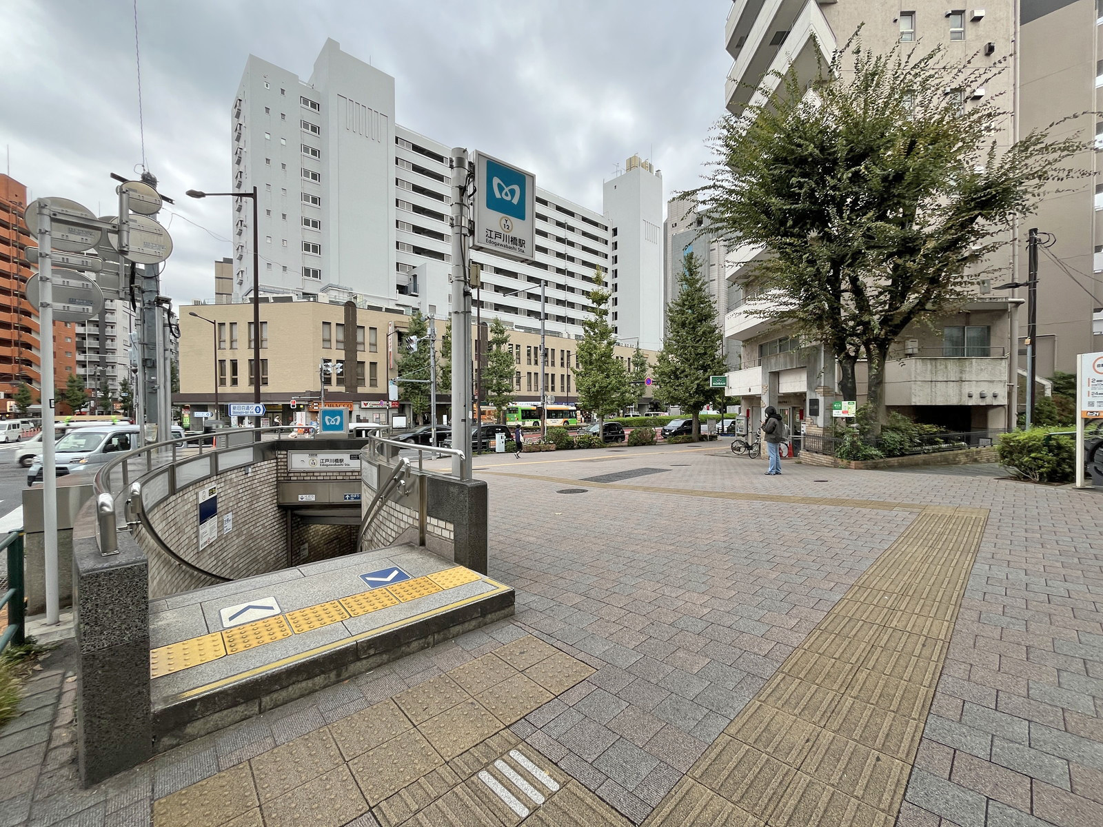 最寄りの「江戸川橋駅」