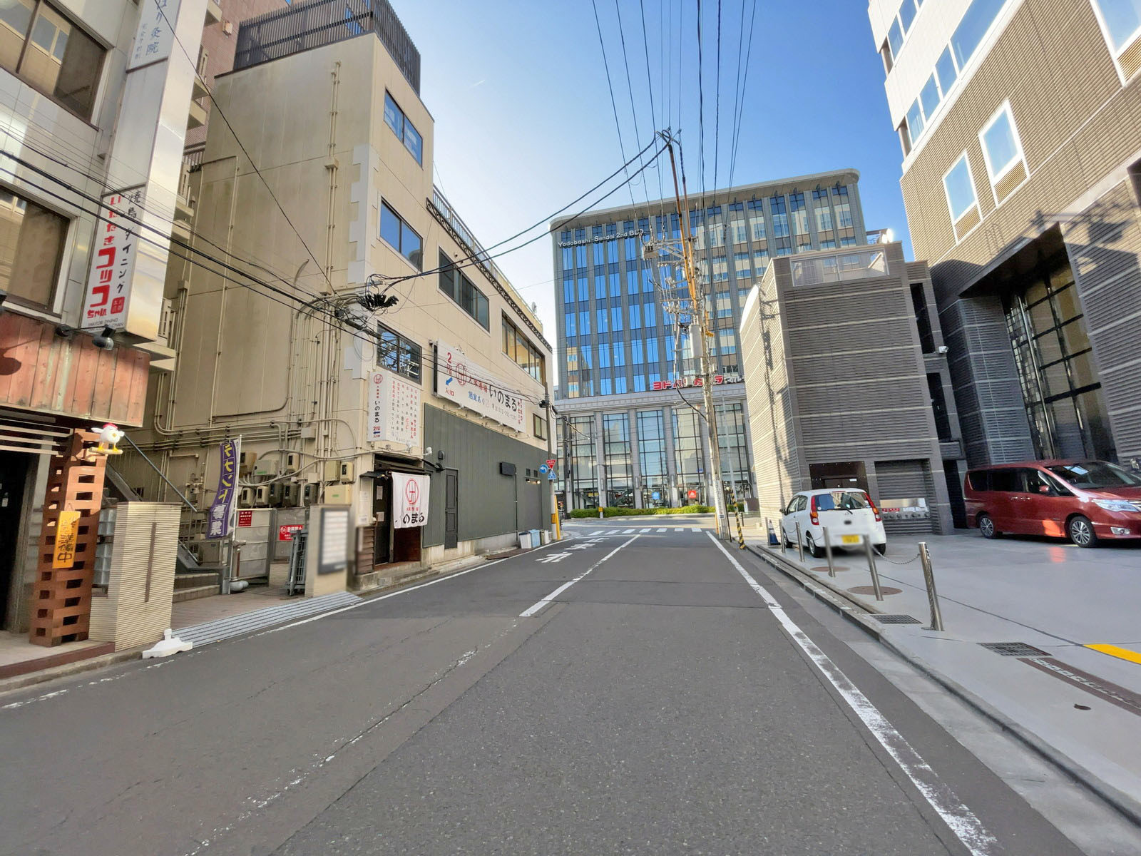 大野第二ビル前面通り