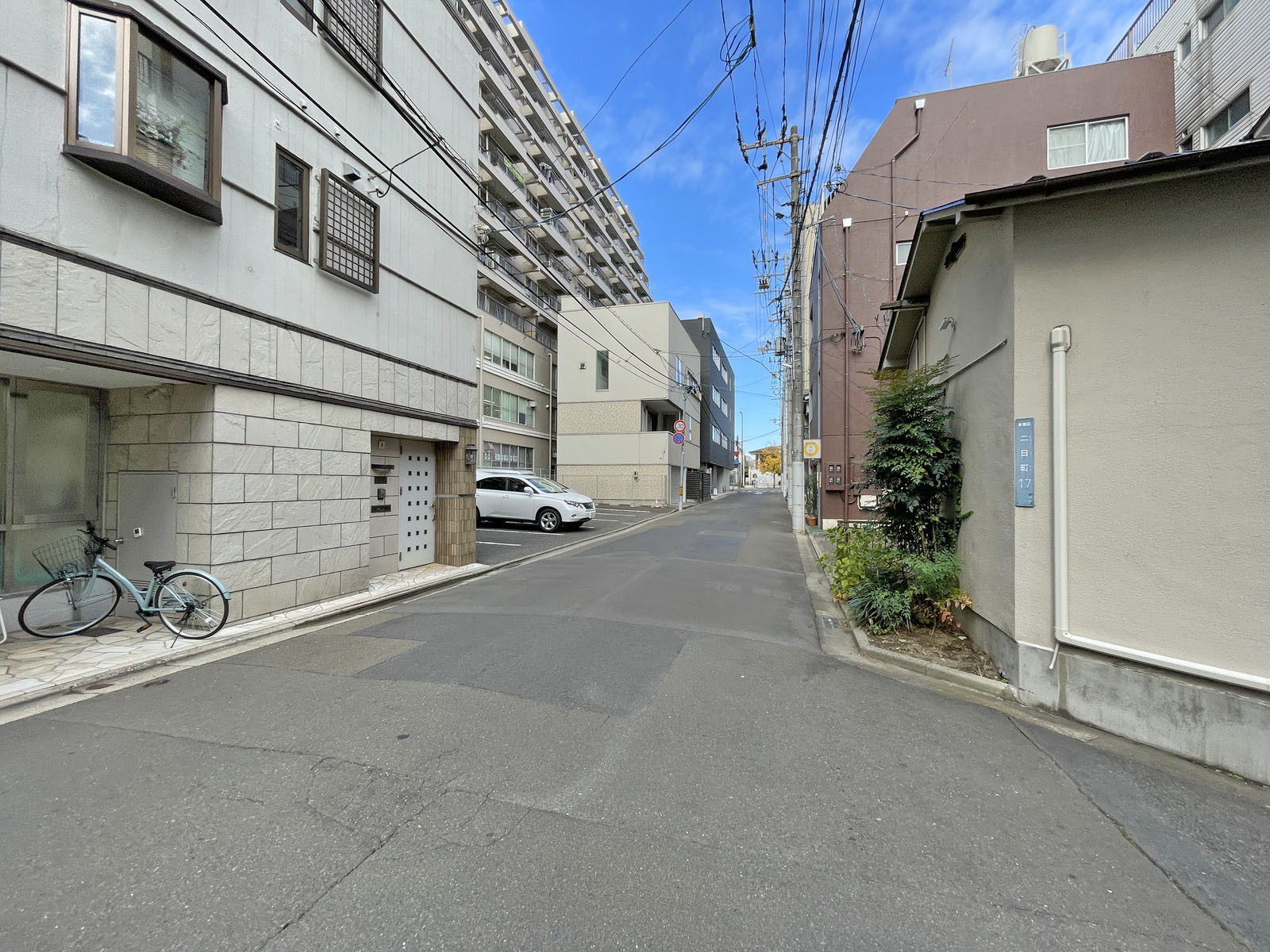 二日町東急ビル前面通り