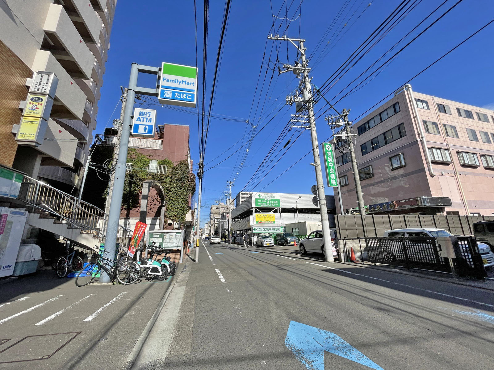 エグゼクティブ上杉前面の堤通