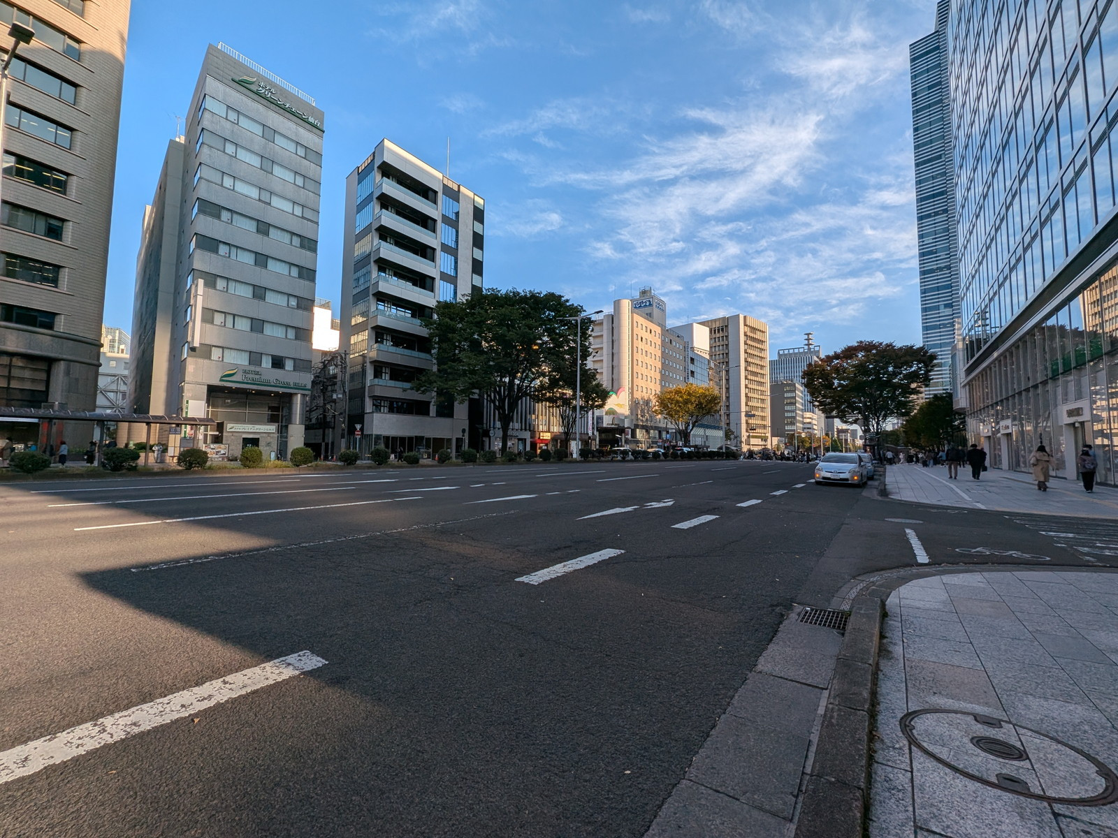 大和証券仙台ビル前面の通り