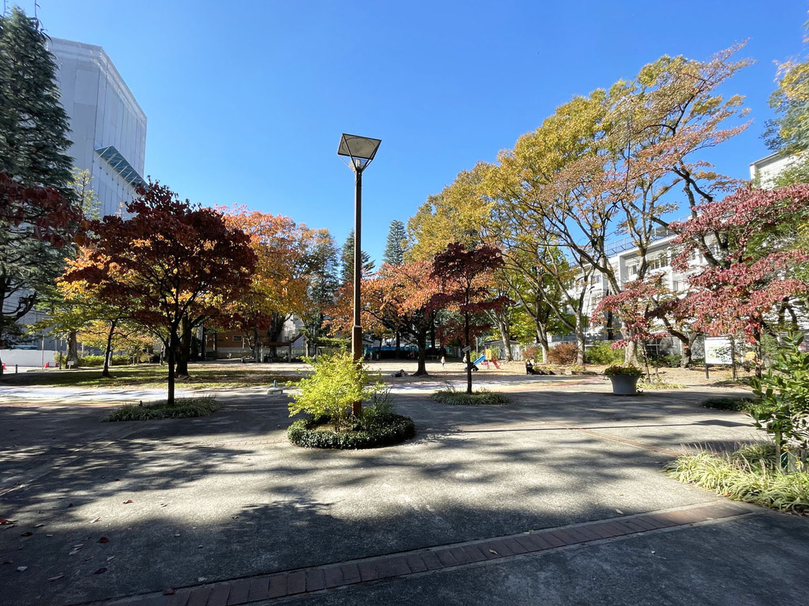 付近の北三番丁公園