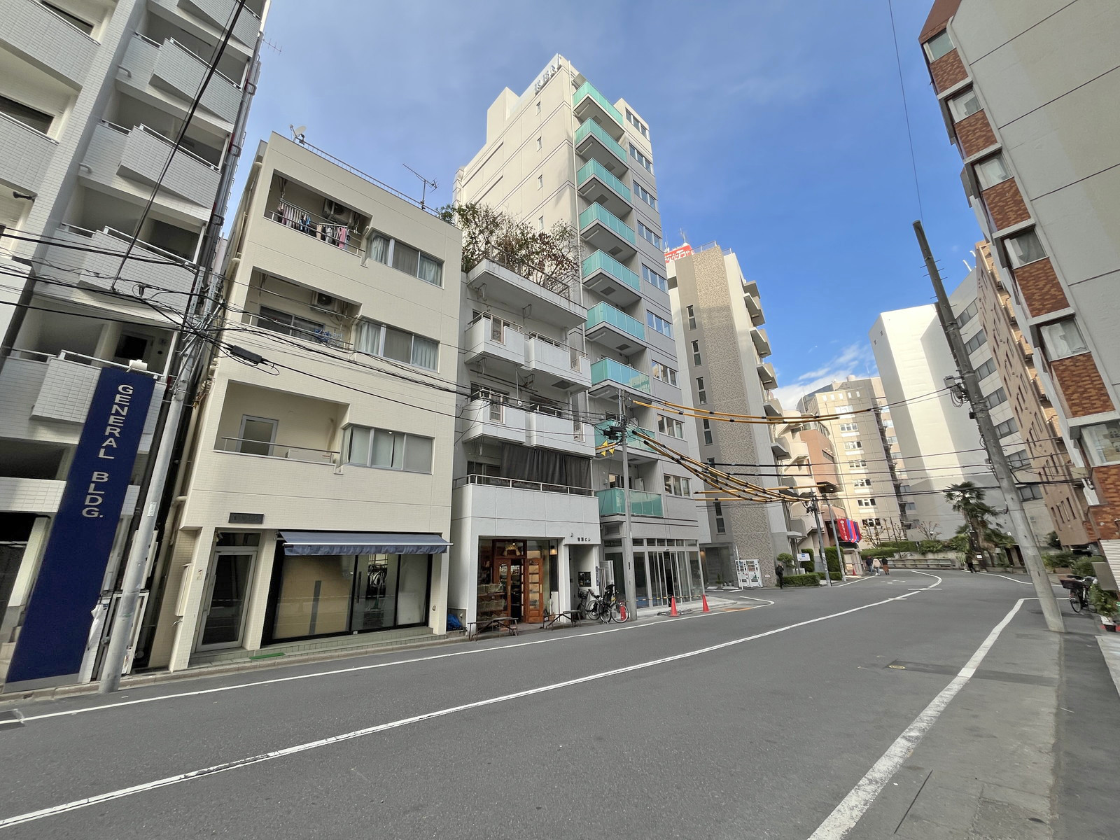 Sreed EBISU+L前面通り