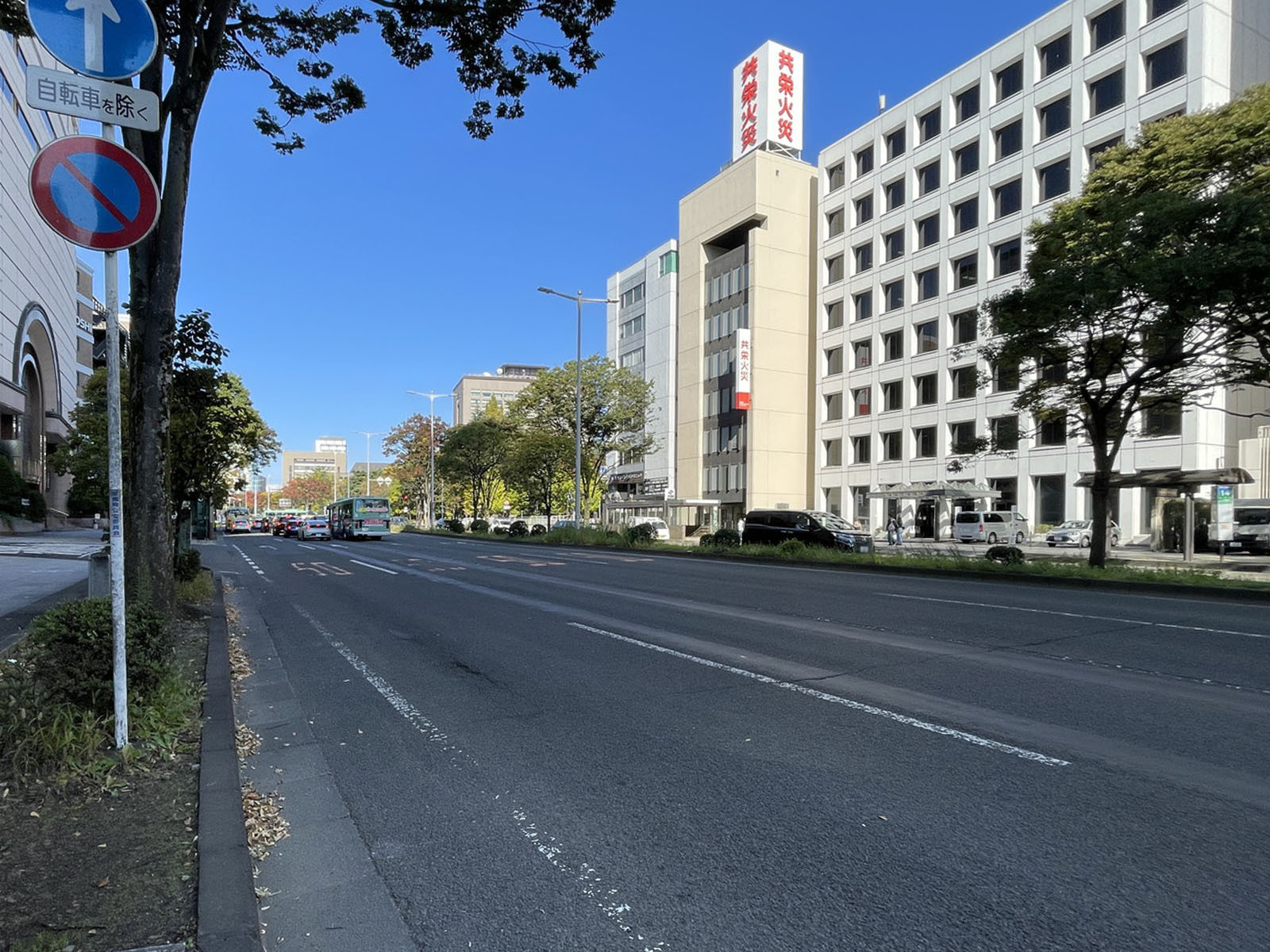 SS.仙台ビル前面の東二番丁通り