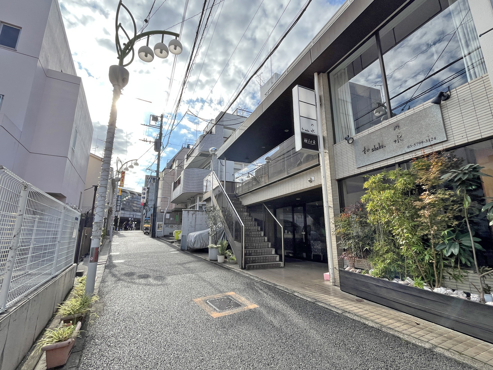 HLビル前面通り