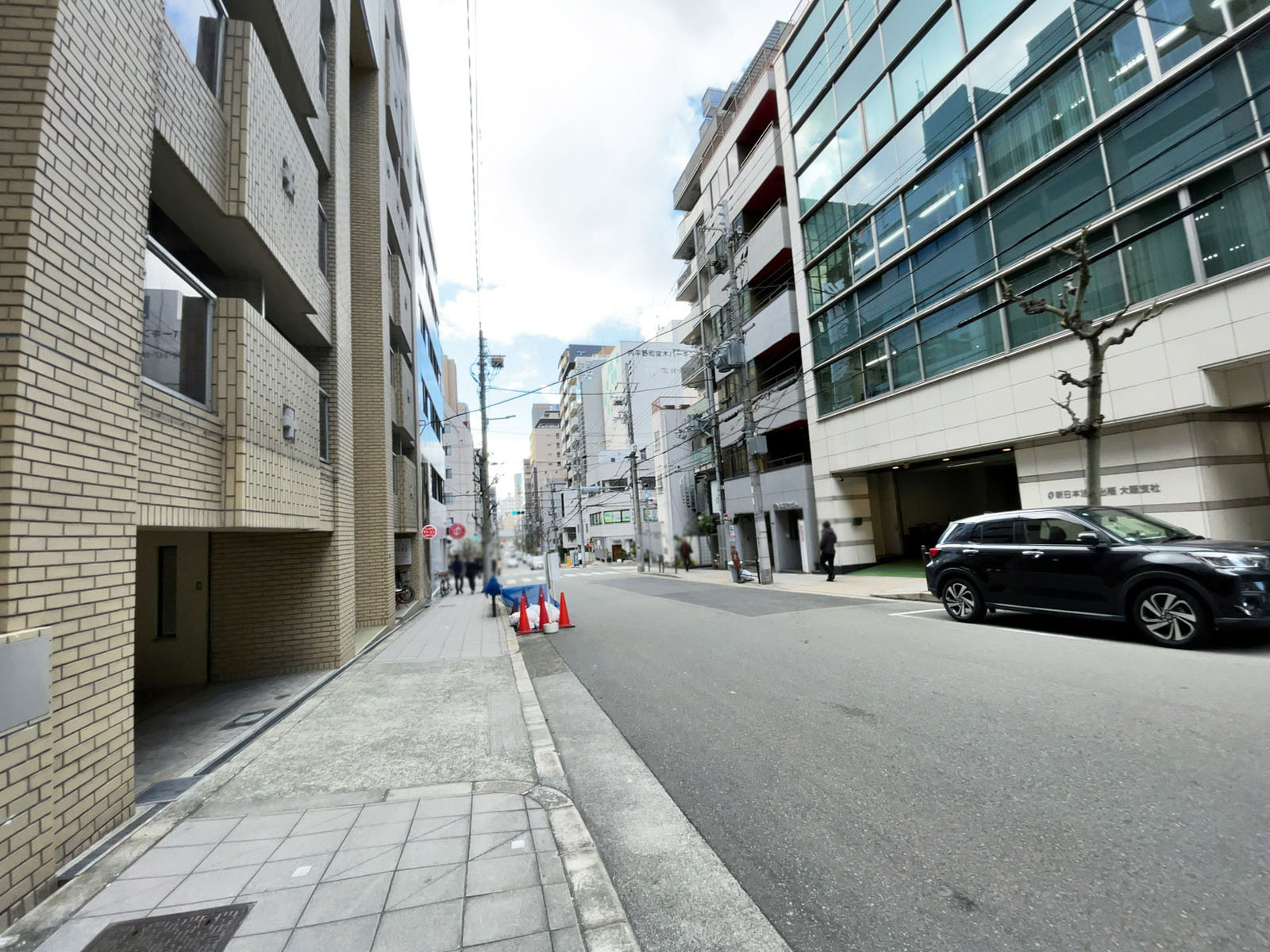 大阪文化会館前面の通り