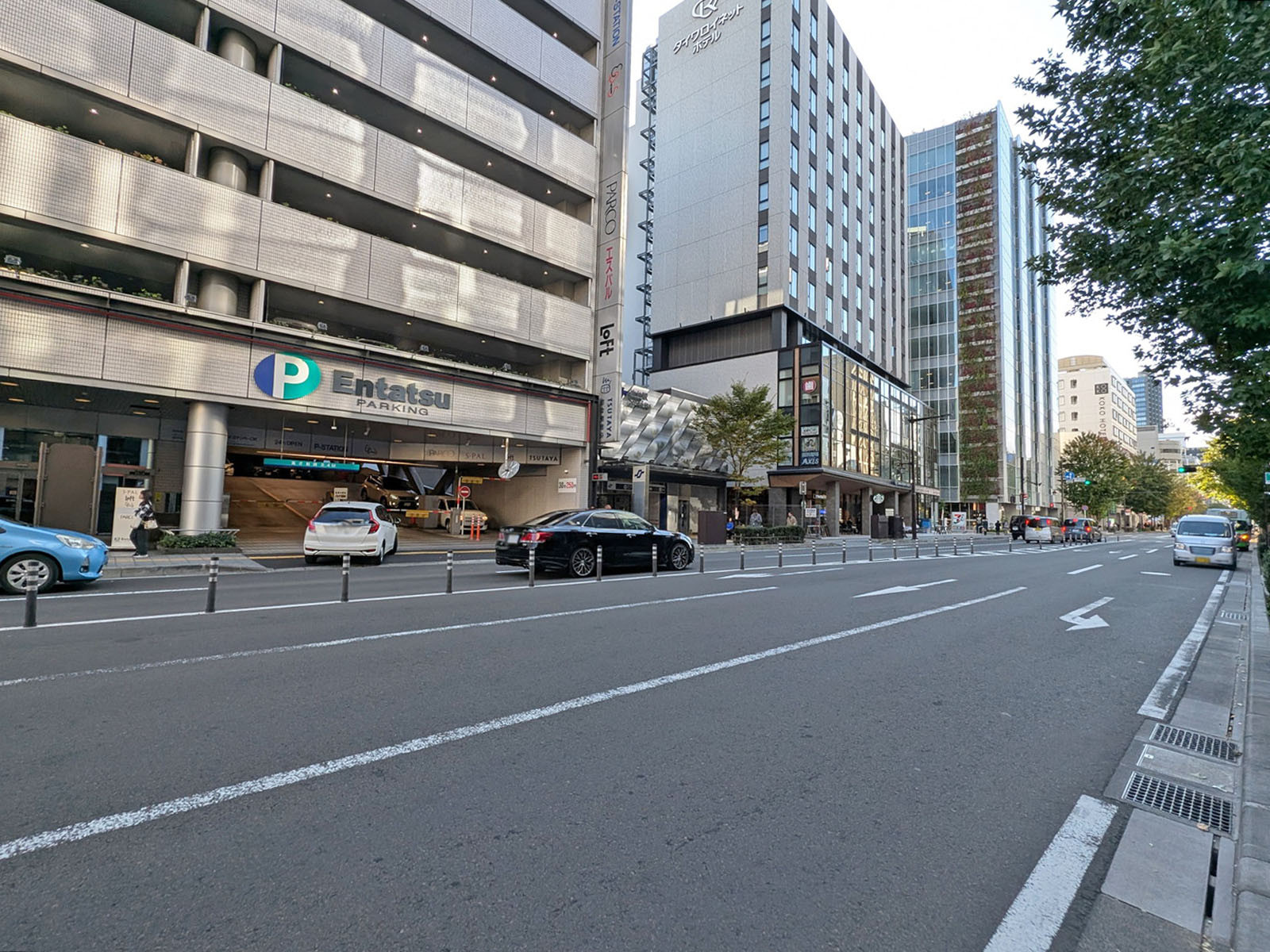 仙台南町通ビル前面の南町通