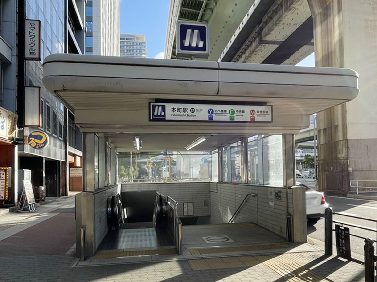 付近の「本町駅」