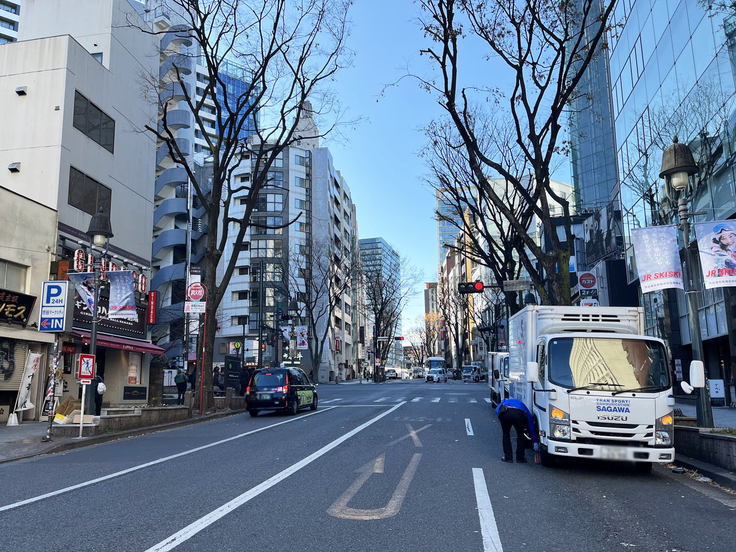 JMFビル渋谷03前面の道玄坂