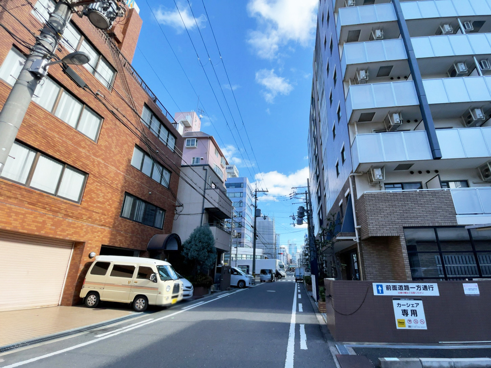 FRA新大阪ビル前面の通り