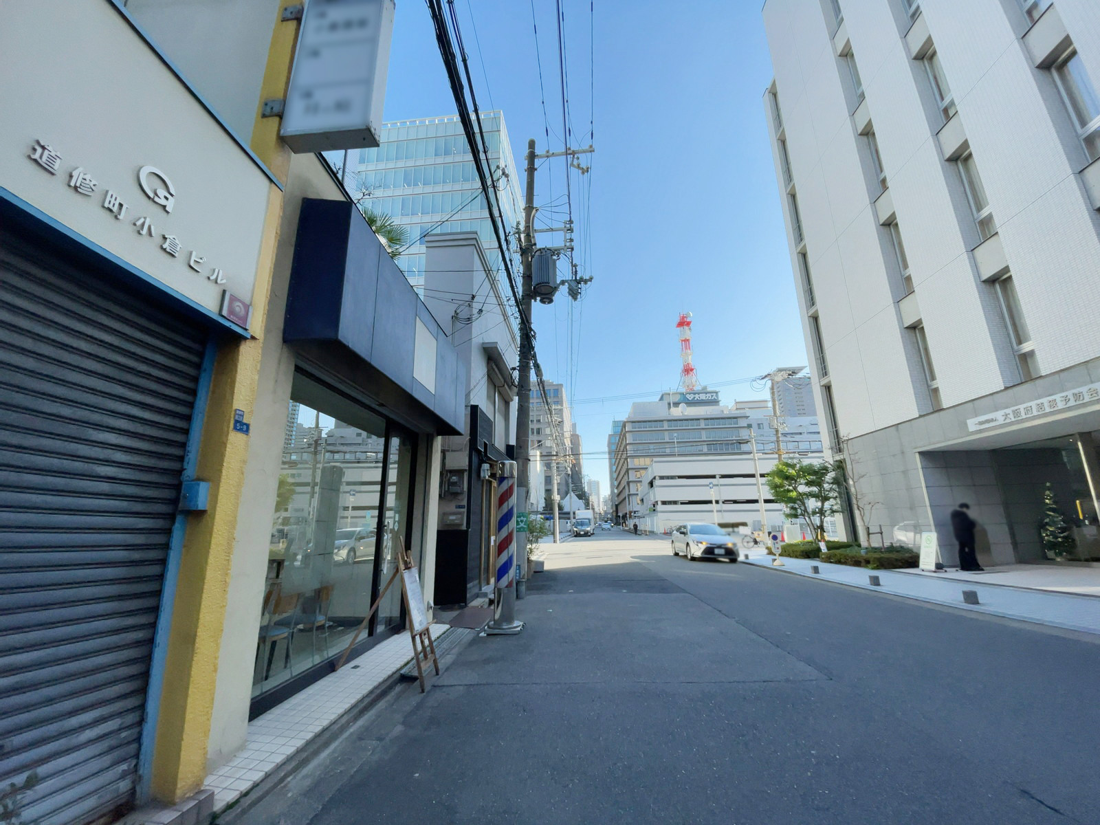 サンビル前面の通り