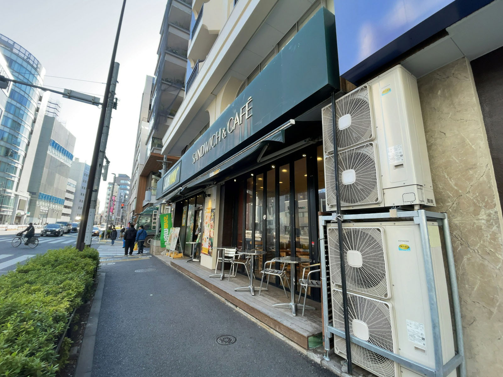 徒歩3分のサブウェイ 北参道駅前店