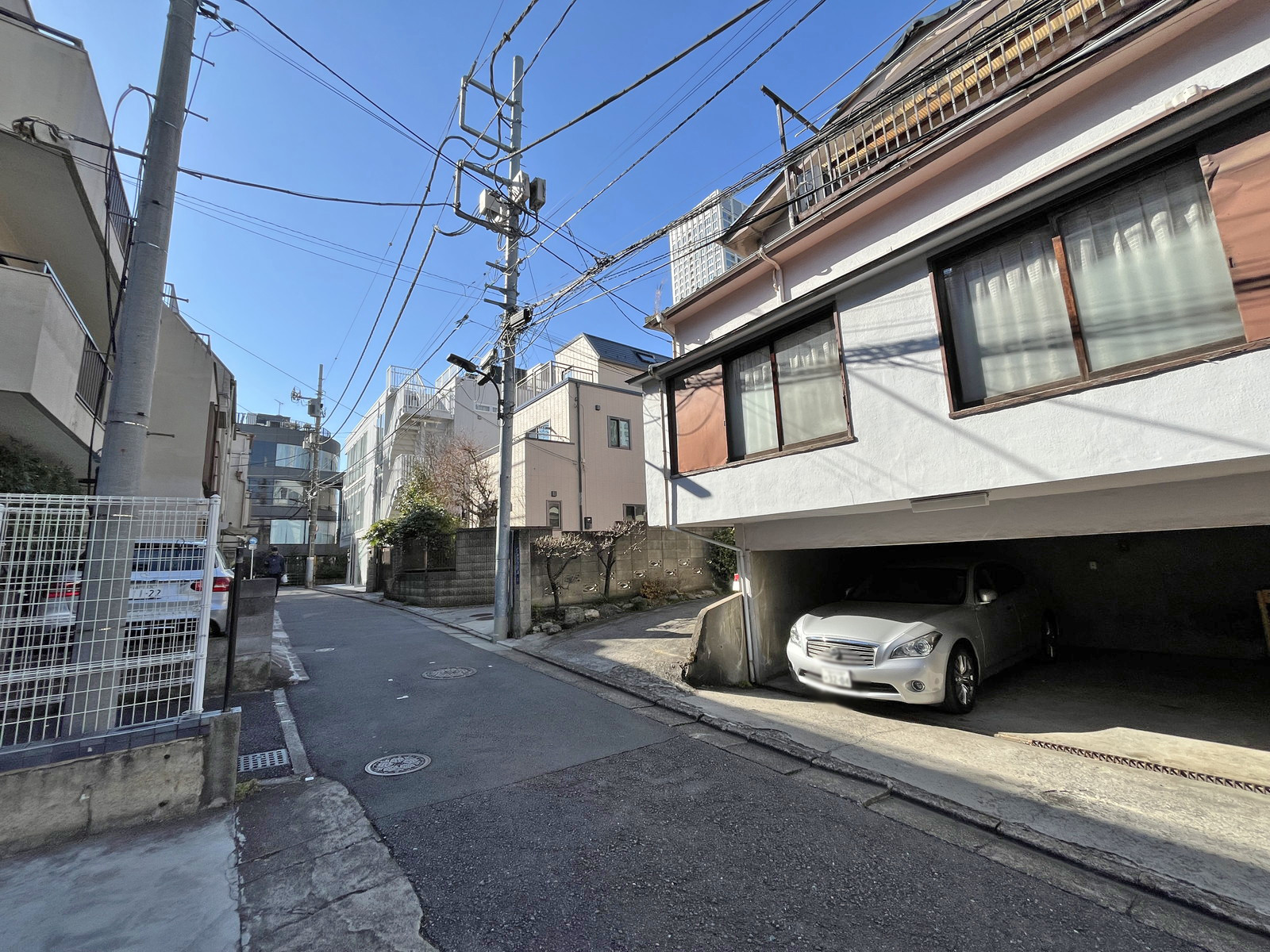 青山FSビル前面通り