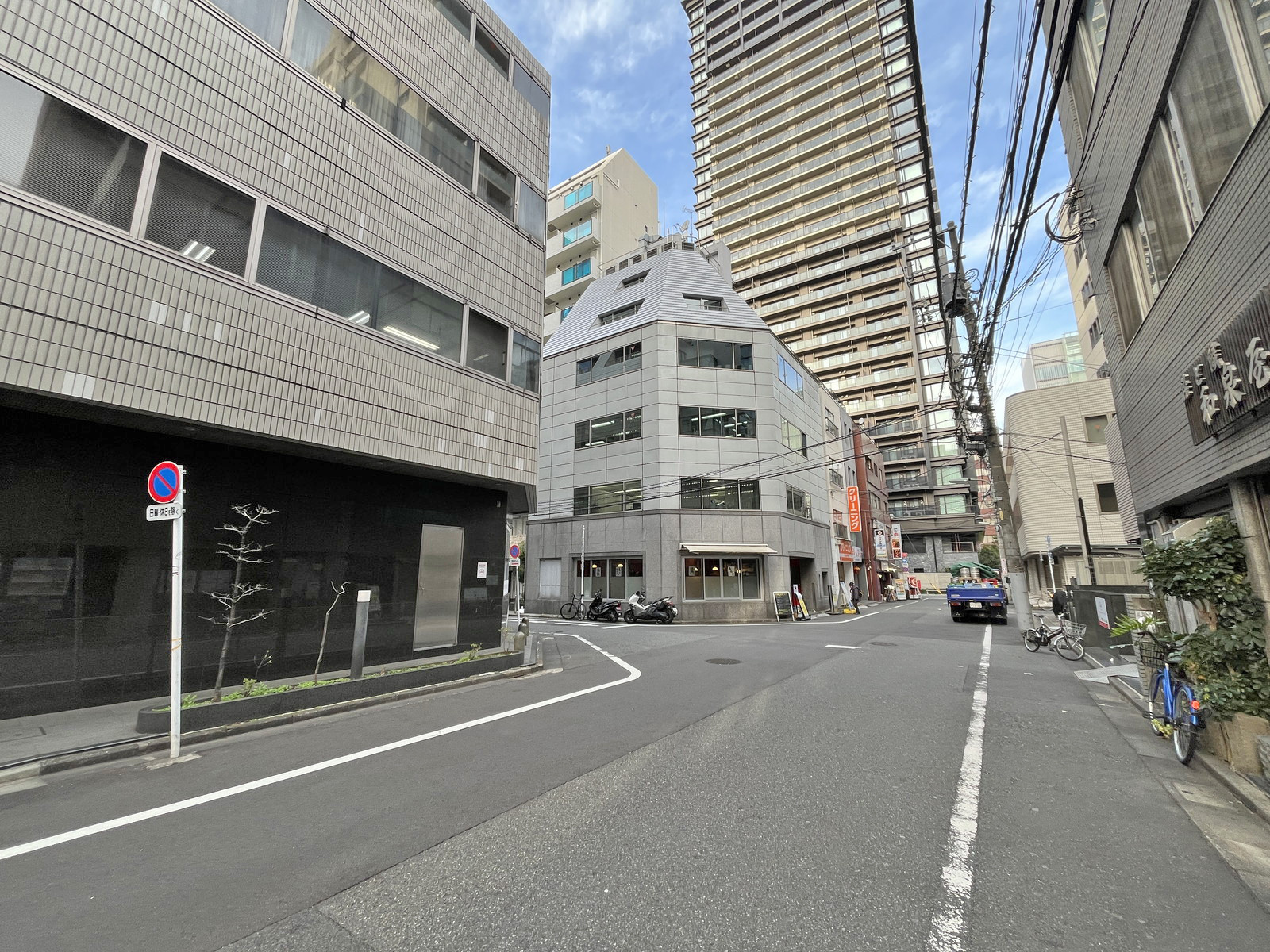 日幸五反田ビル別館前面通り