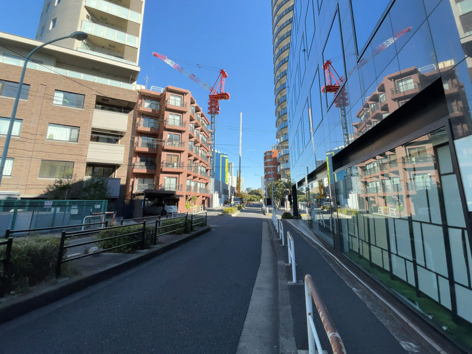 VORT乃木坂1前面の通り