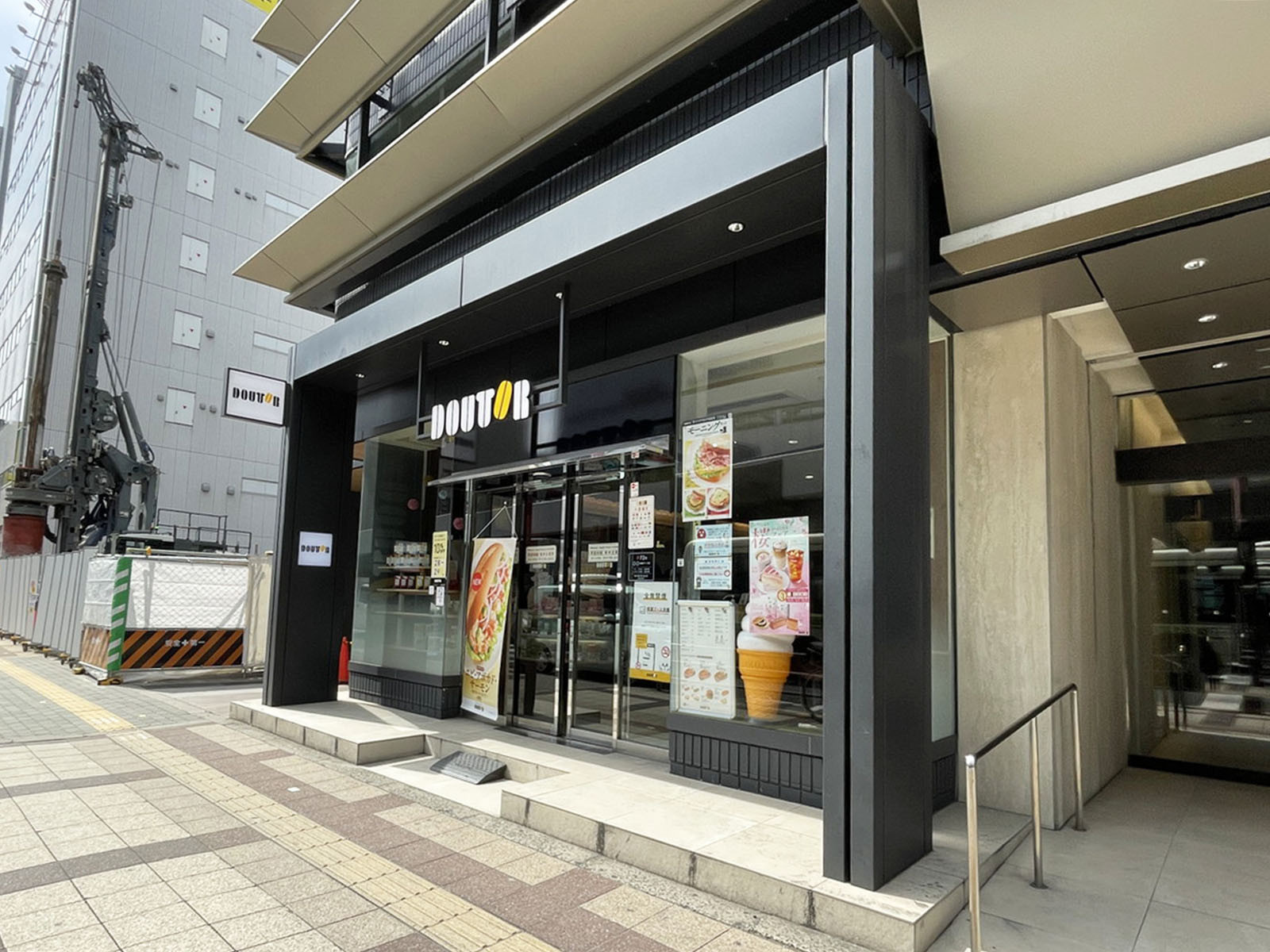 徒歩2分のドトールコーヒーショップ 梅田芝田店