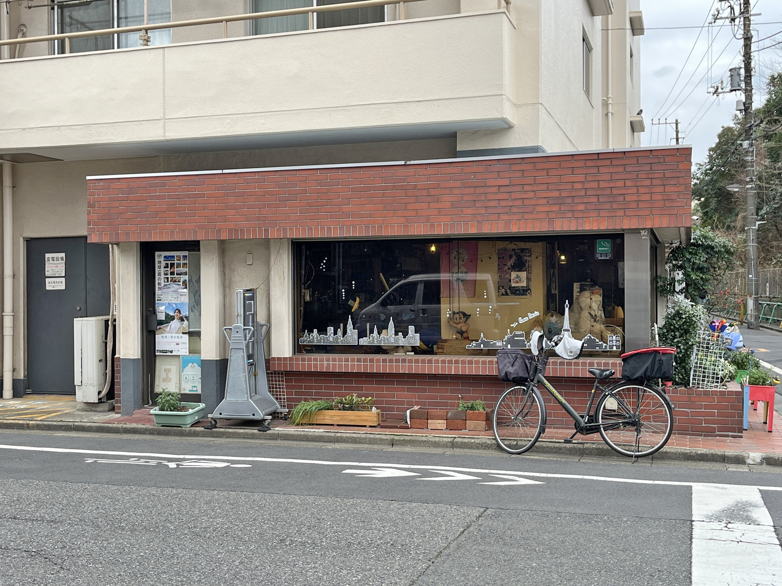 徒歩3分のPenny Lane Cafe