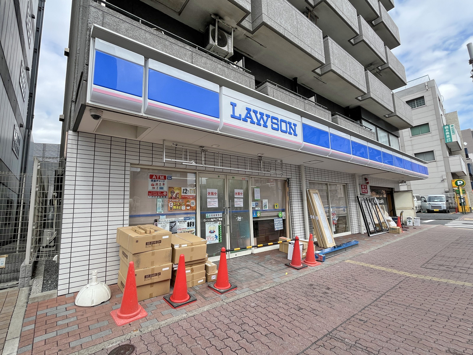 徒歩1分のローソン 亀戸七丁目店