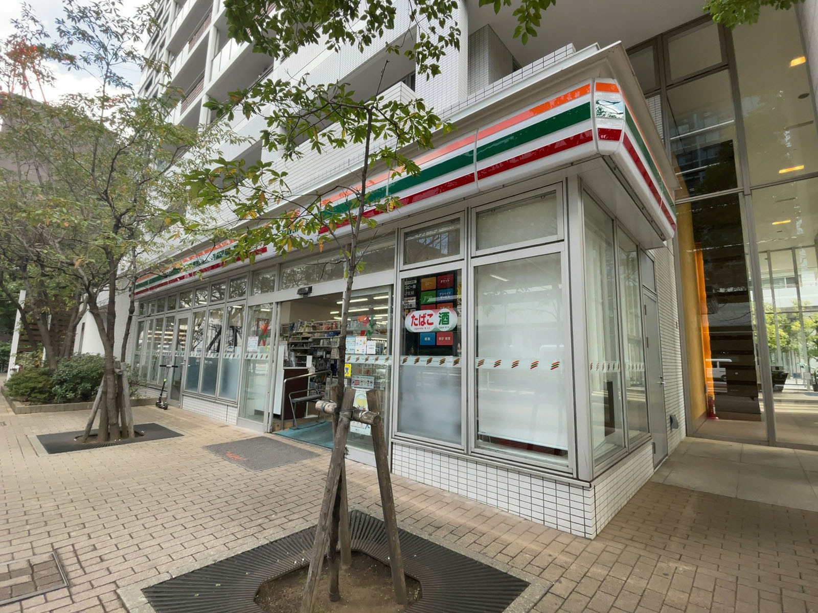 徒歩3分のセブンイレブン 芝浦ベイワード店