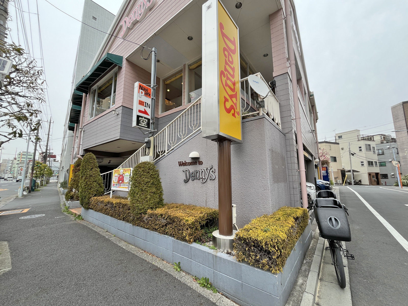 徒歩2分のデニーズ 東浅草店