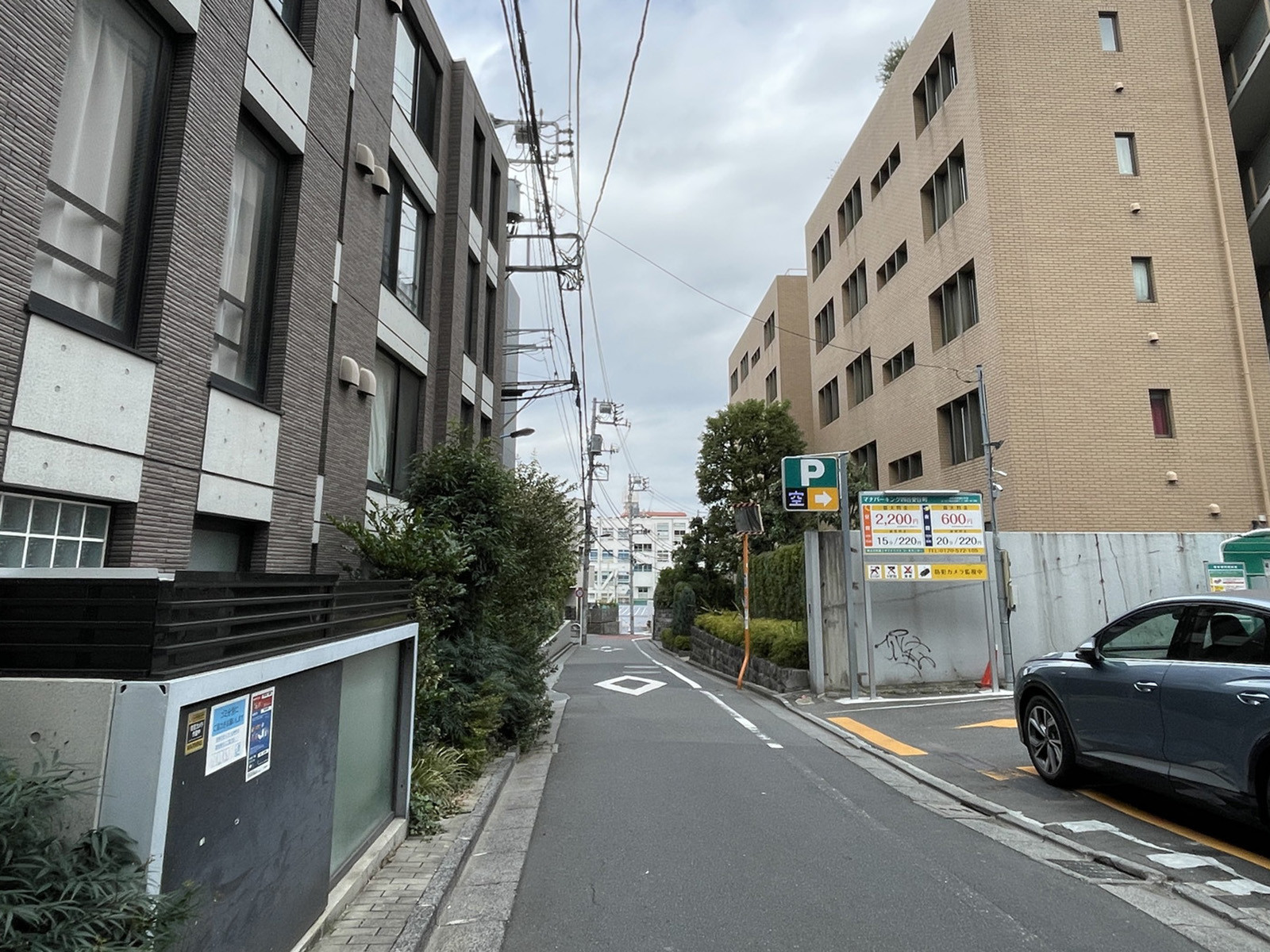四谷トーセイビル2前面の通り