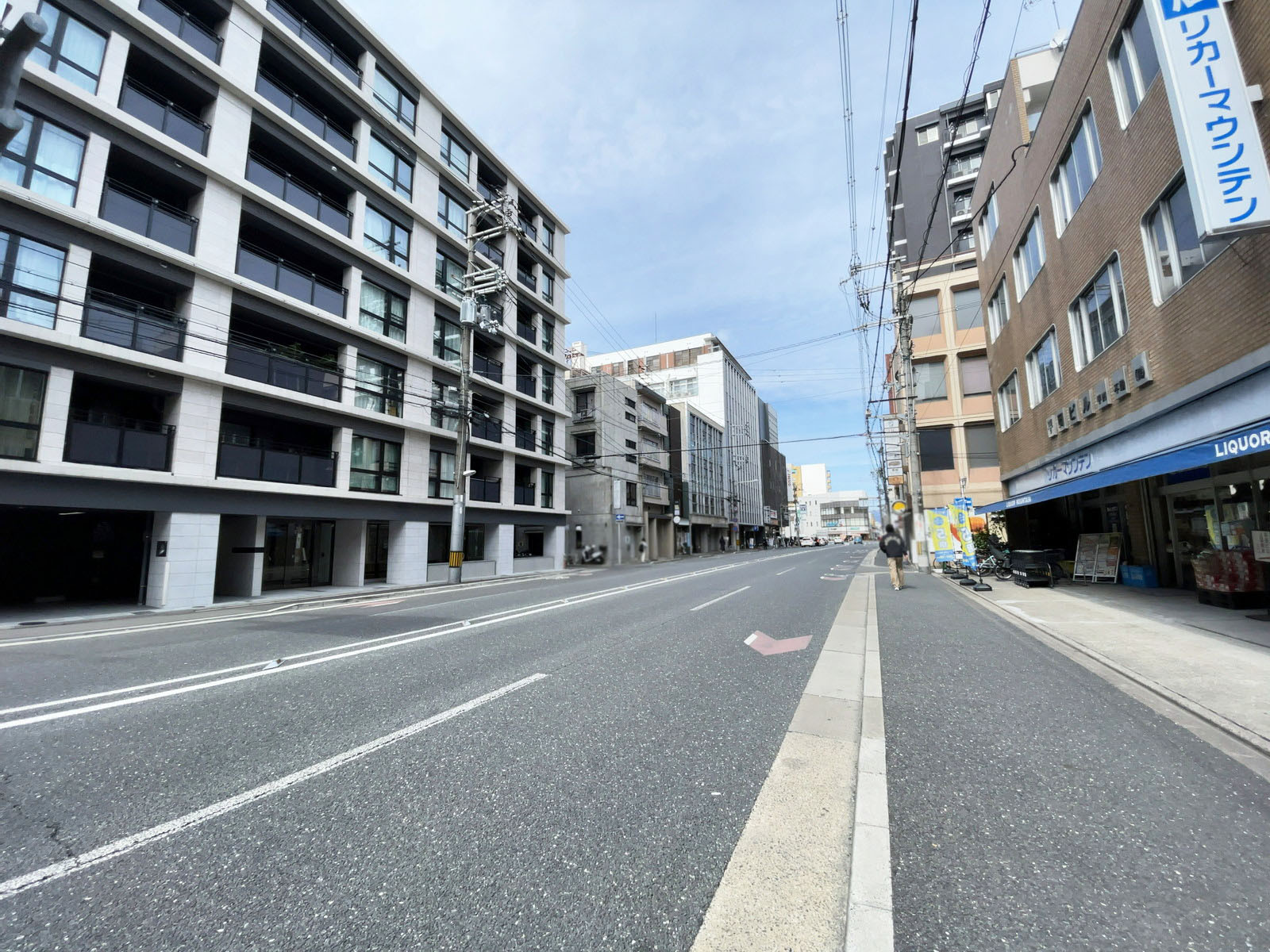 平田ビル前面の通り