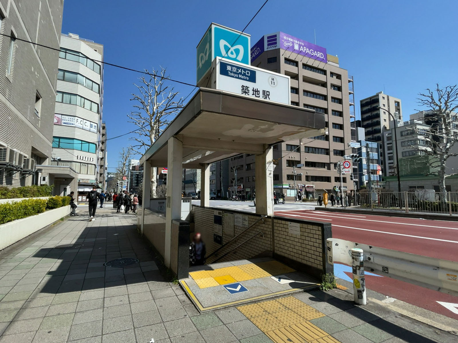 最寄りの「築地駅」