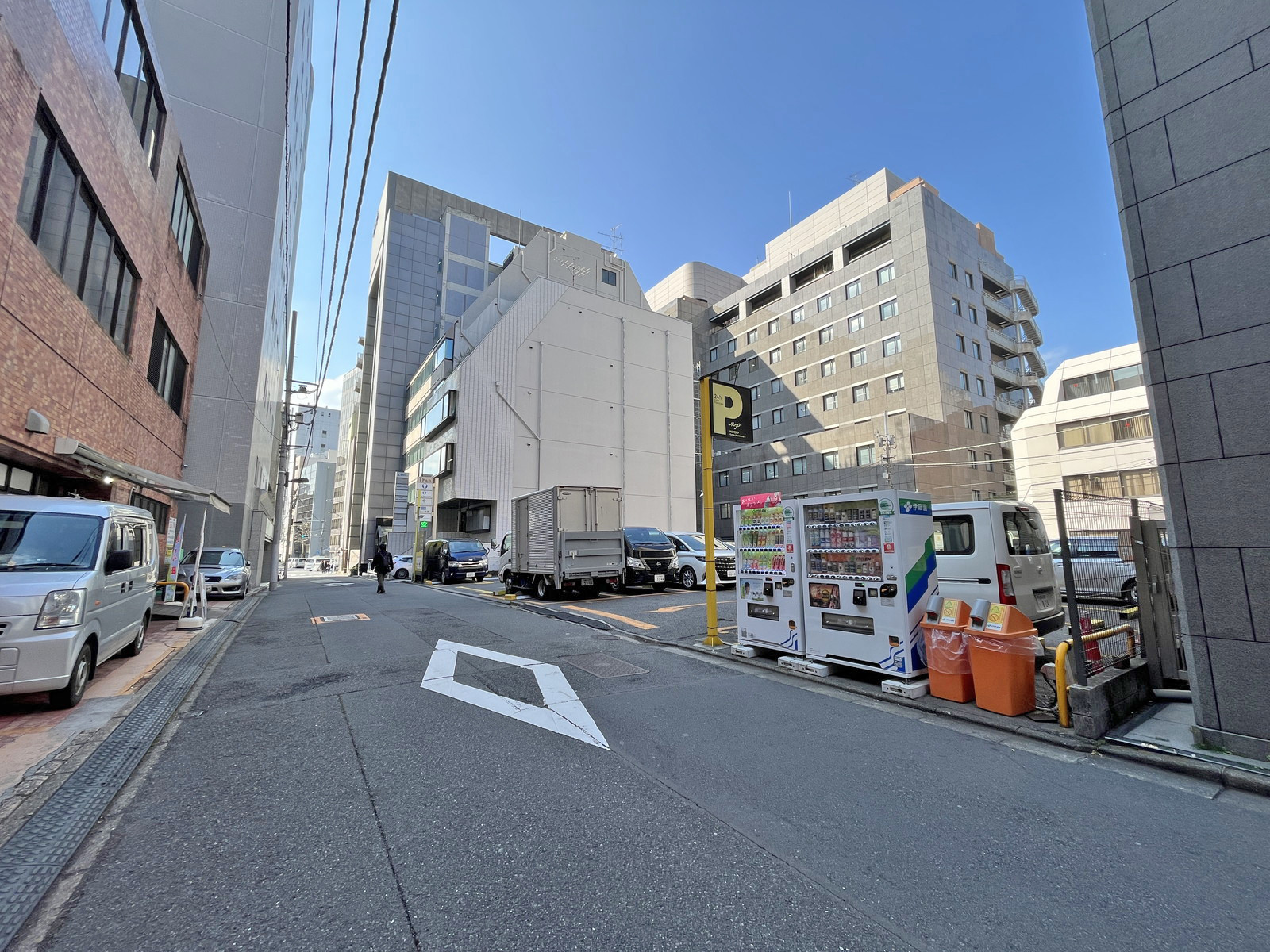 名鉄不動産竹橋ビル前面通り