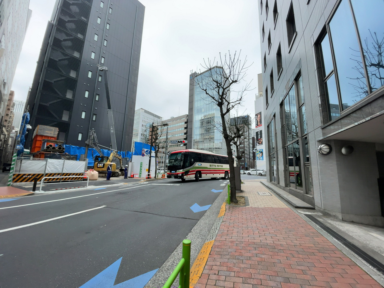 井門銀座一丁目ビル前面の通り