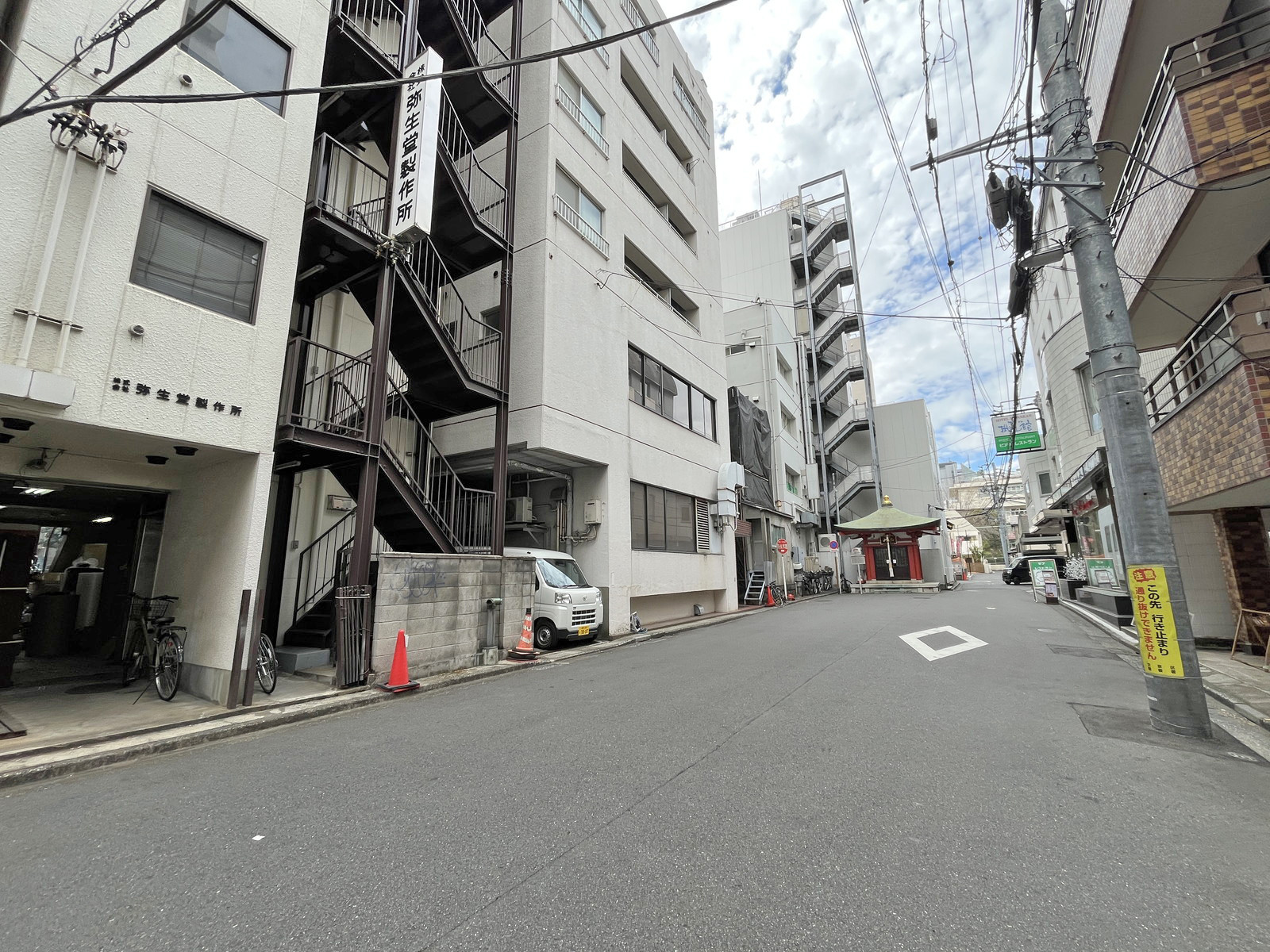 いろは本郷前面通り