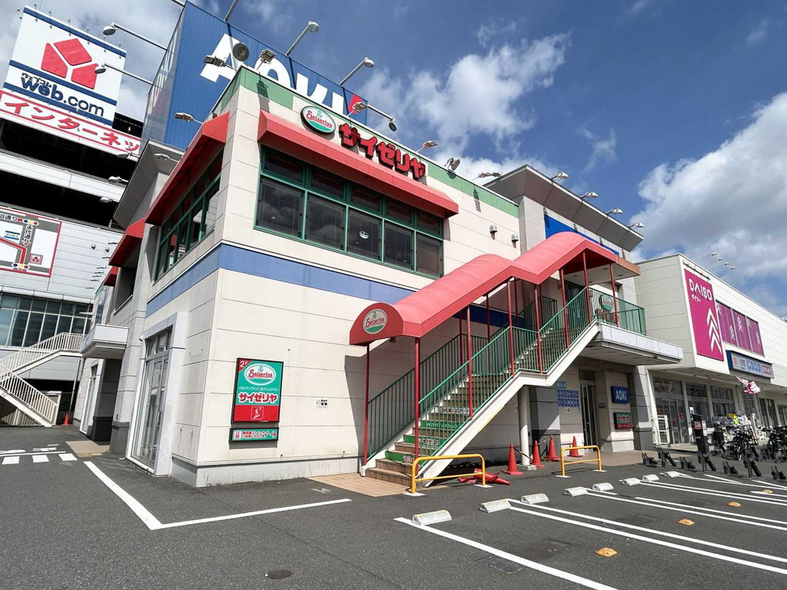 徒歩2分のサイゼリヤ 南砂町駅前店