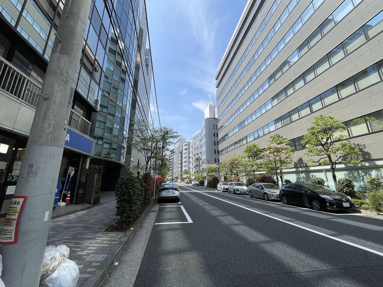 KUS茅場町前面の通り